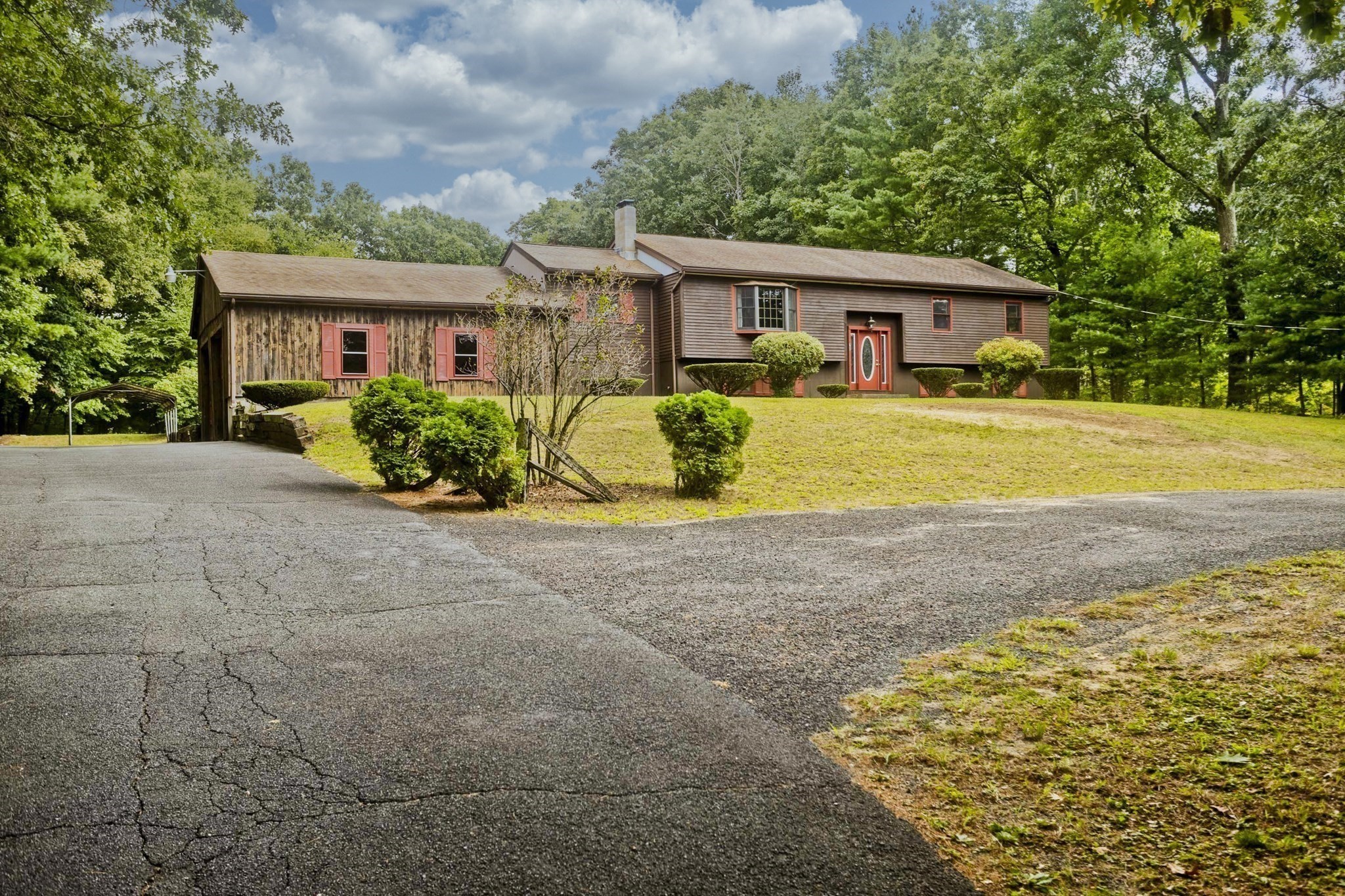 61 Randall Rd Property Photo 2