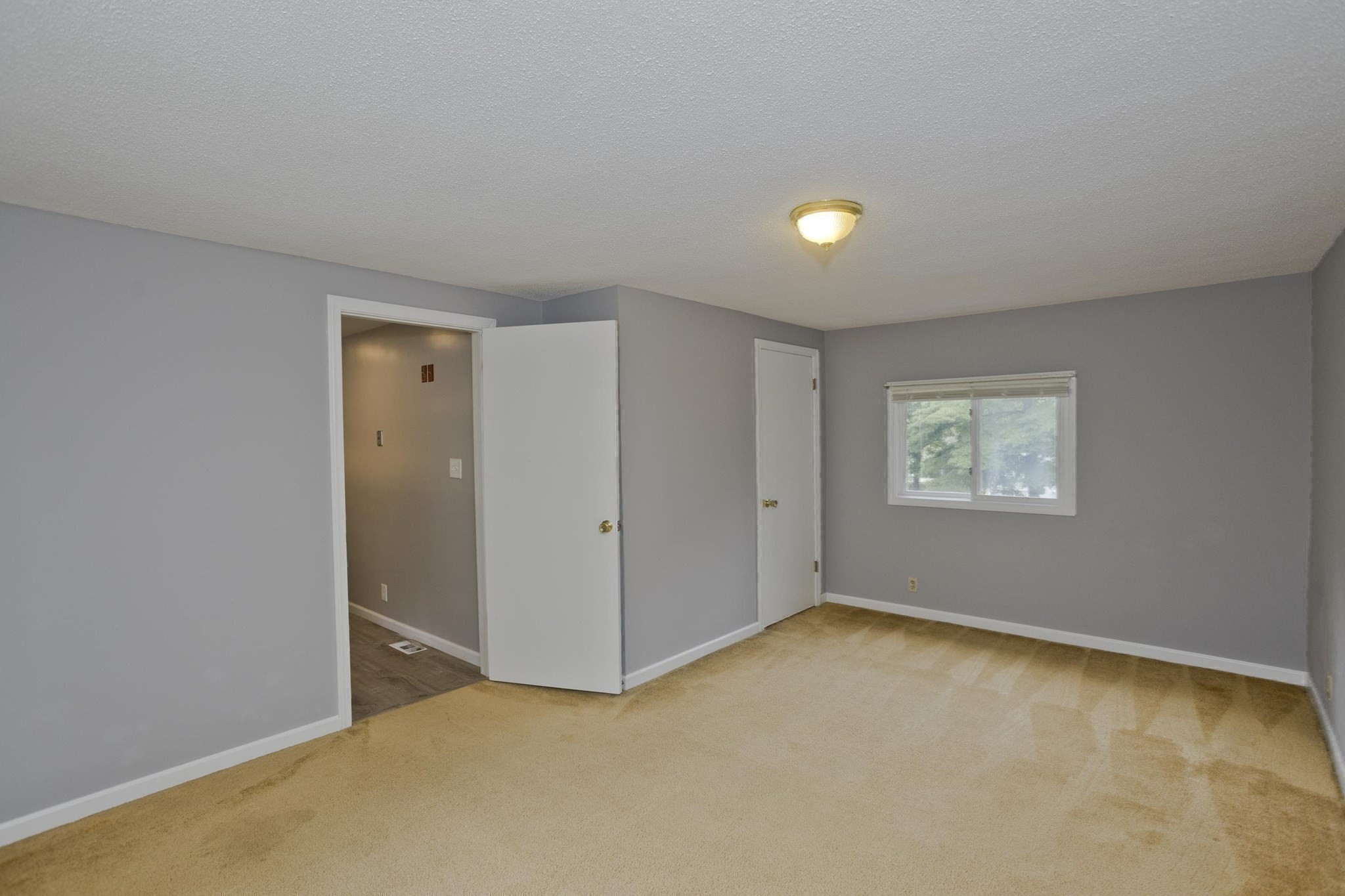61 Randall Rd Property Photo 20