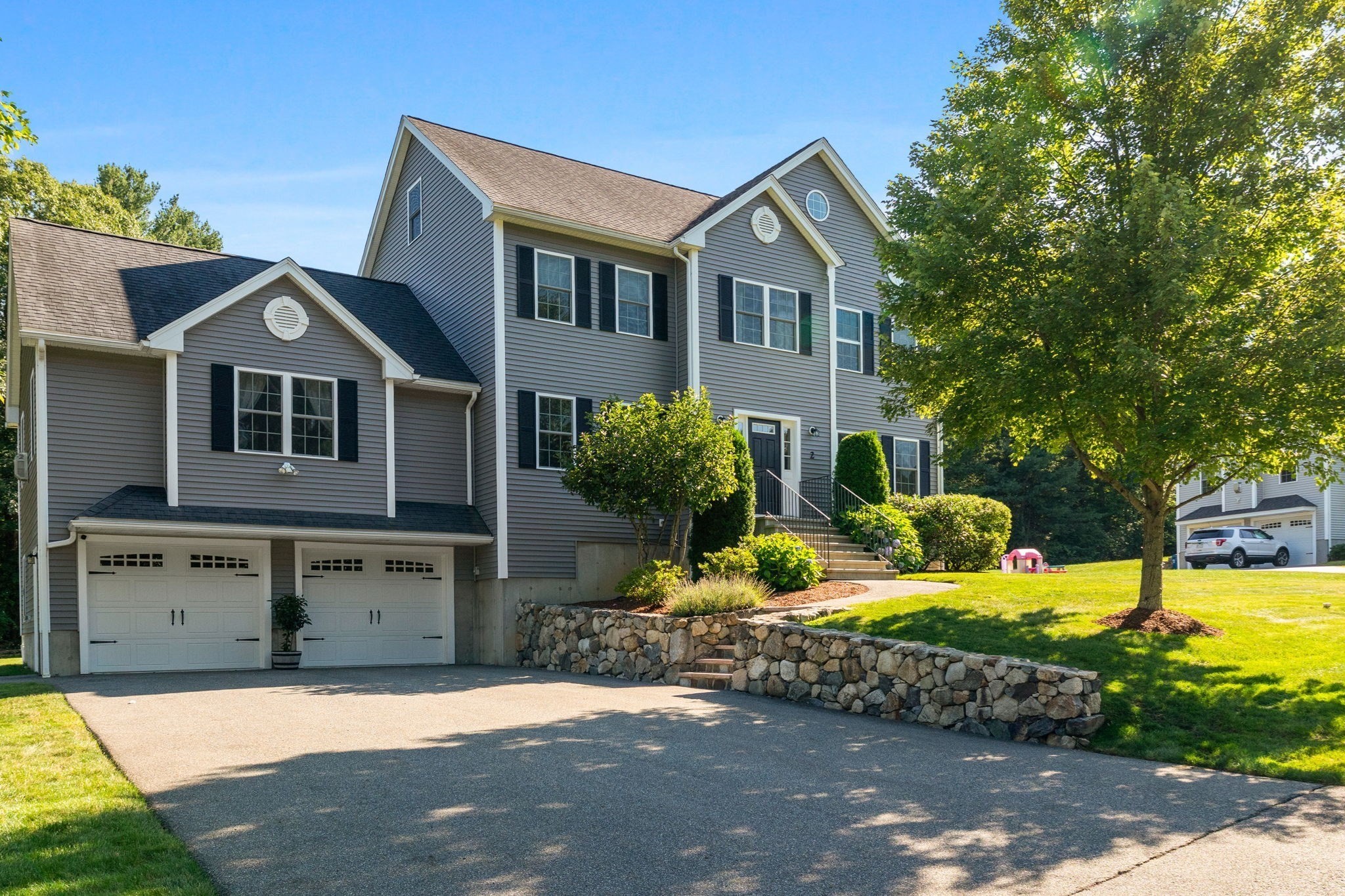 2 Zackney Drive Property Photo 1