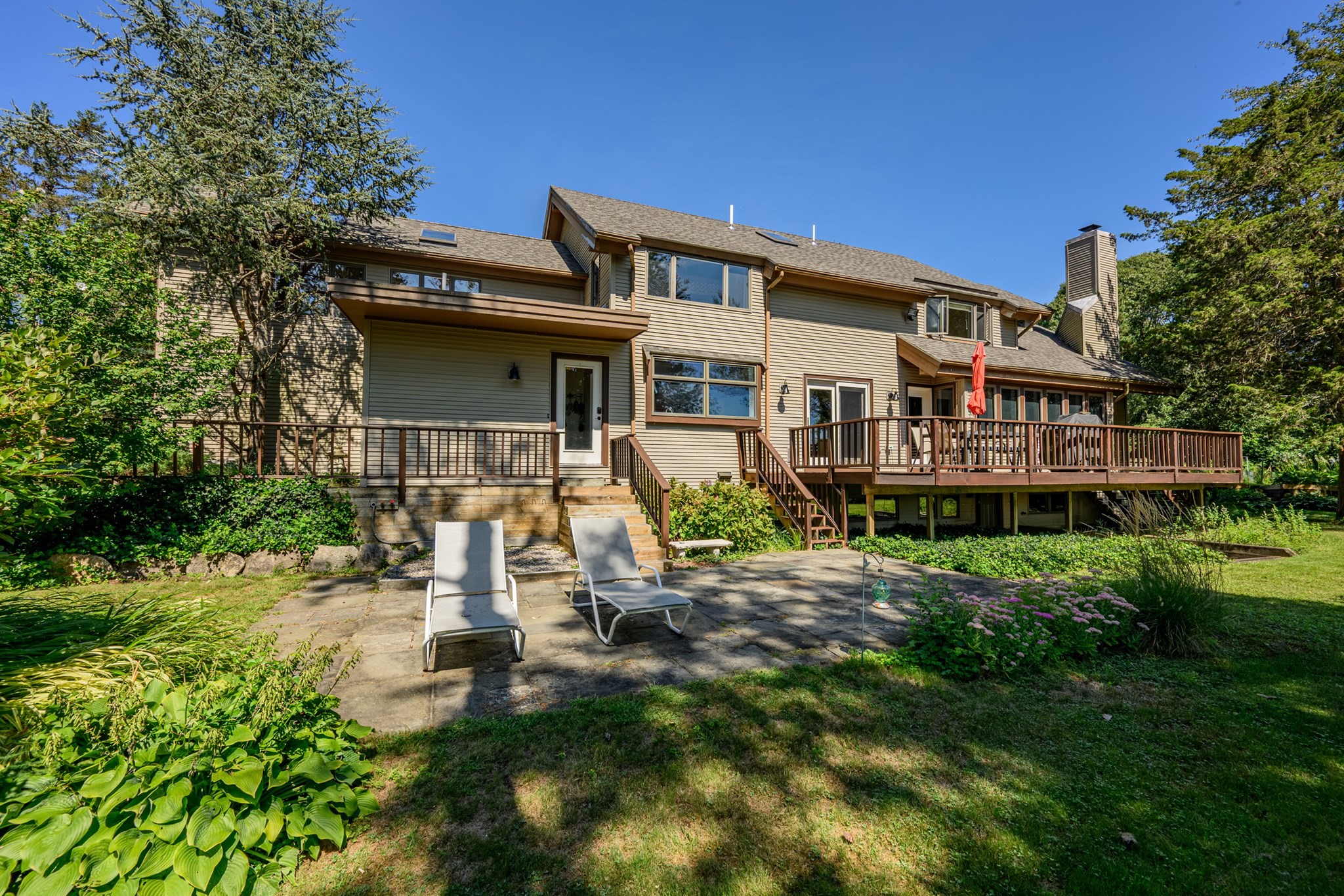 32 Reid Property Photo 4