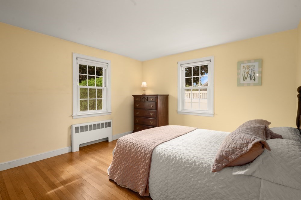 8 Irving St Property Photo 15