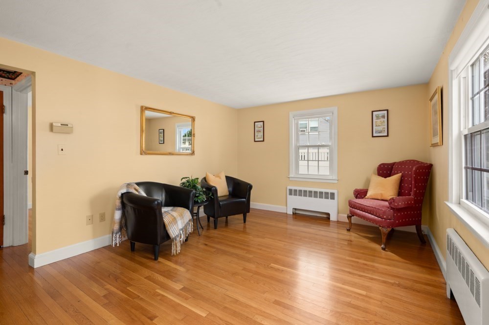 8 Irving St Property Photo 18