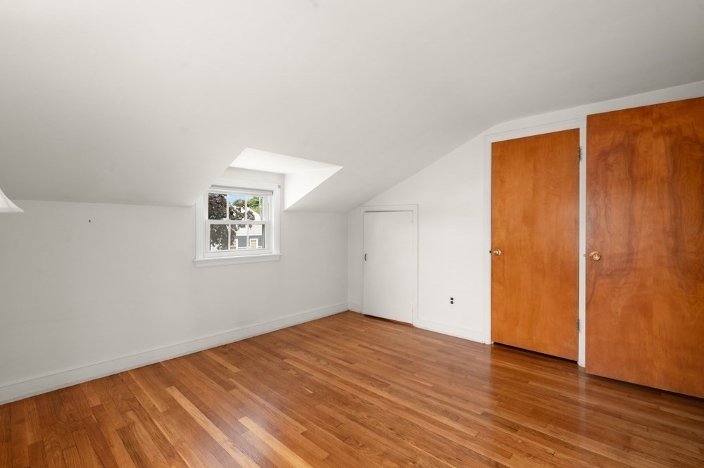 8 Irving St Property Photo 26