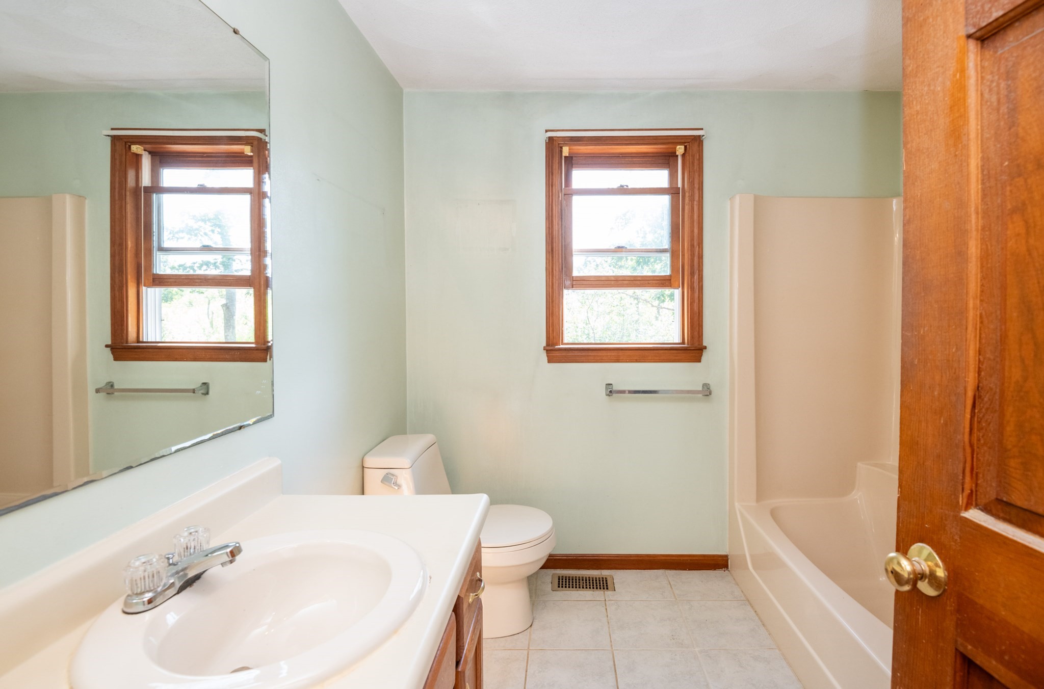 136 North St Property Photo 23