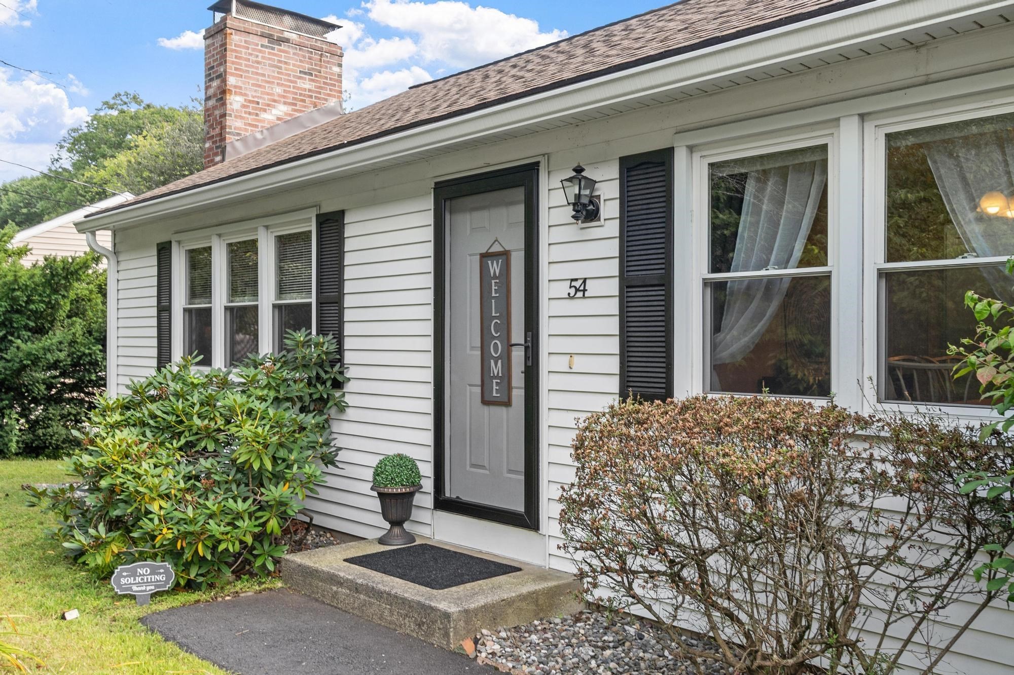 54 North St Property Photo 2