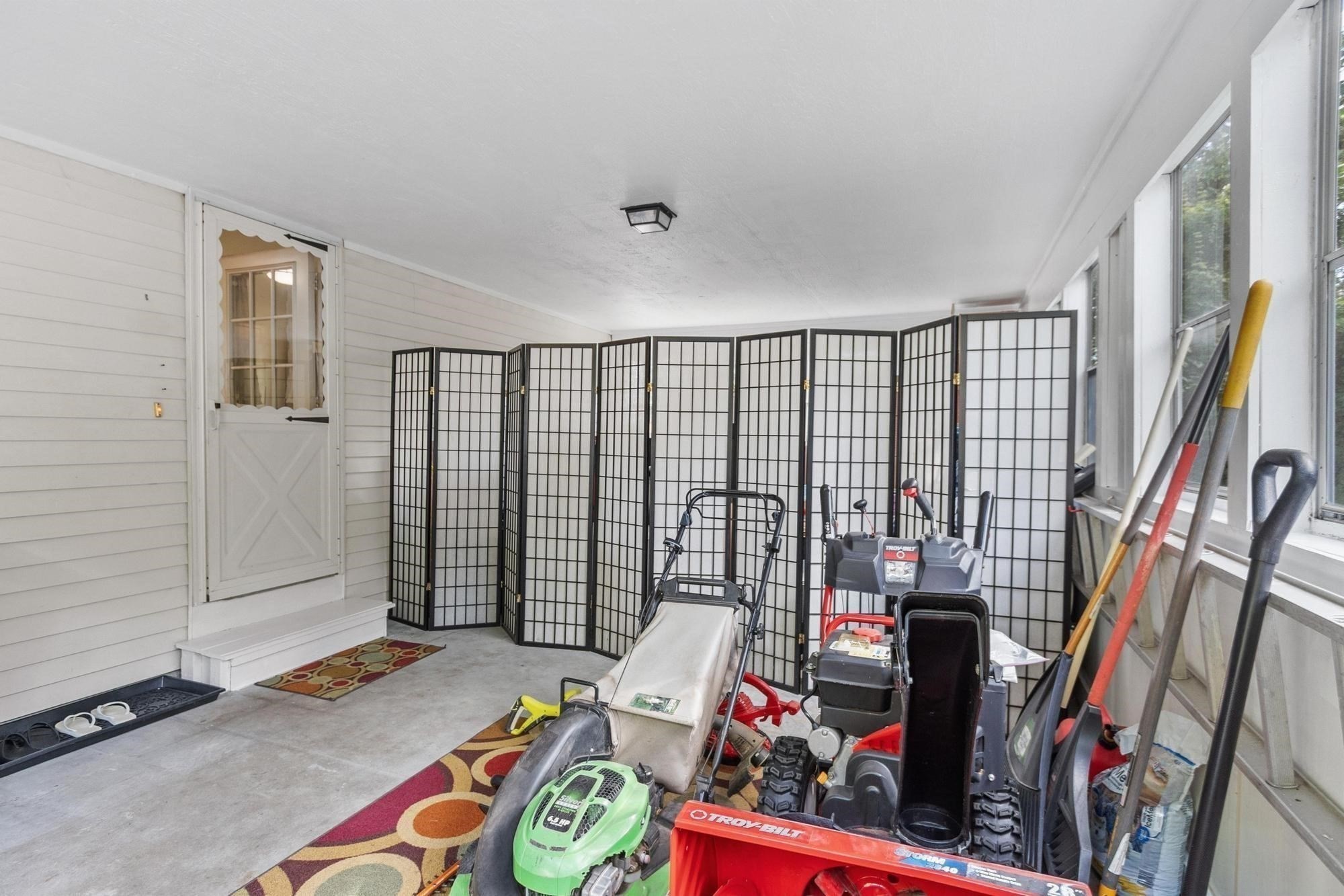 54 North St Property Photo 35