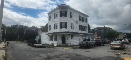 1 Douglas St Property Photo 1