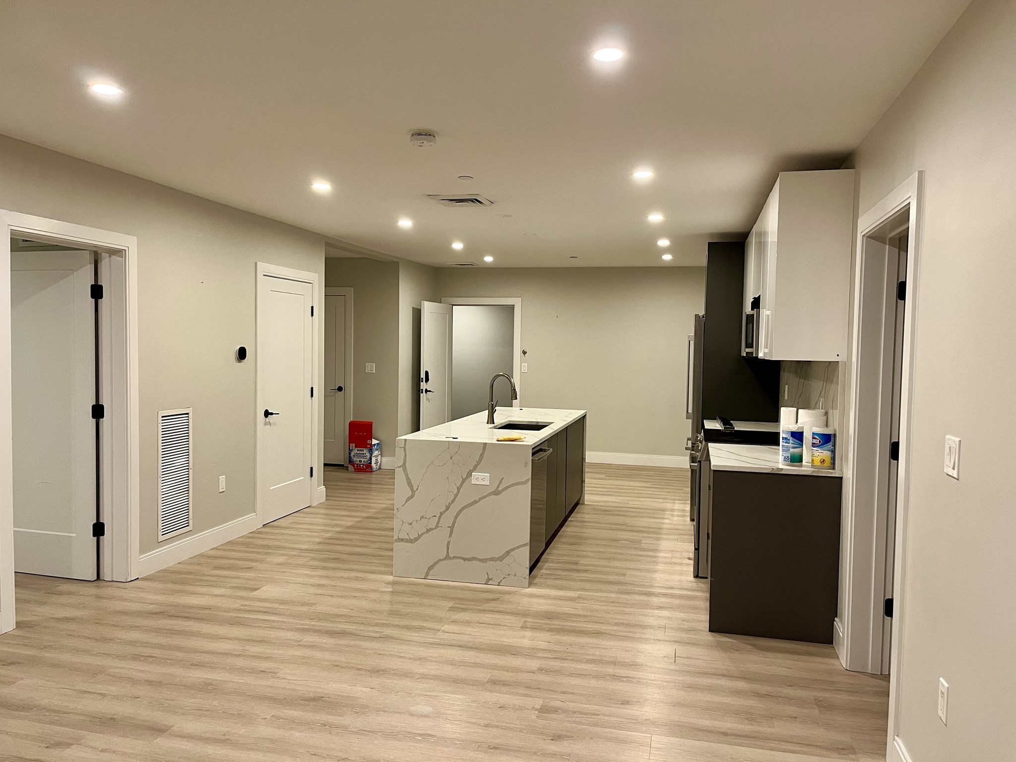 25 2nd Street # 302 Property Photo 3