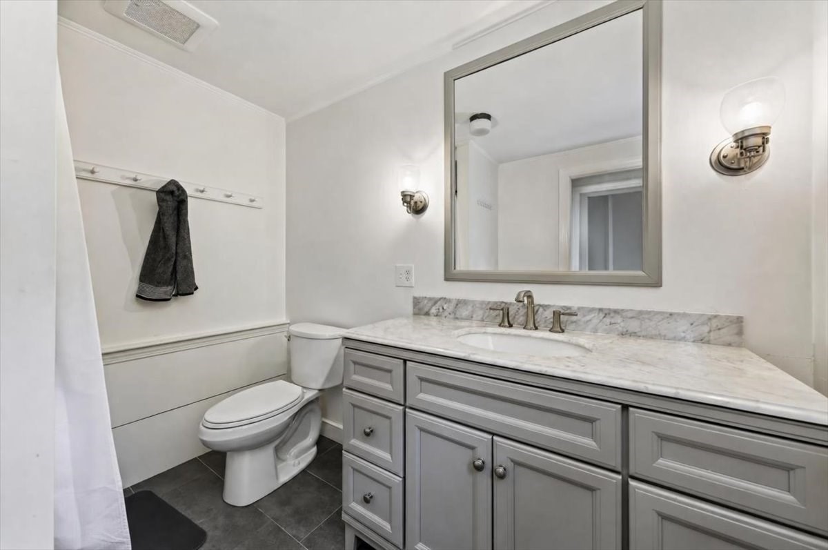 81 Hobart St Property Photo 17