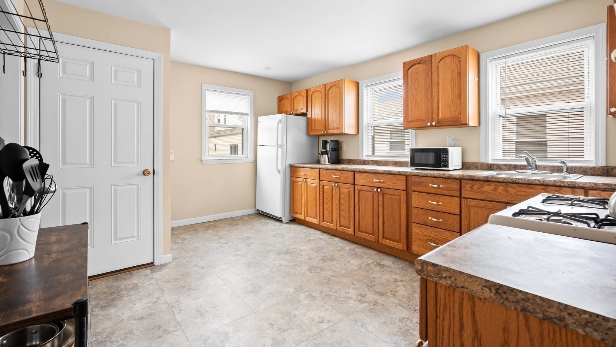 26-28 Boston Avenue Property Photo 8
