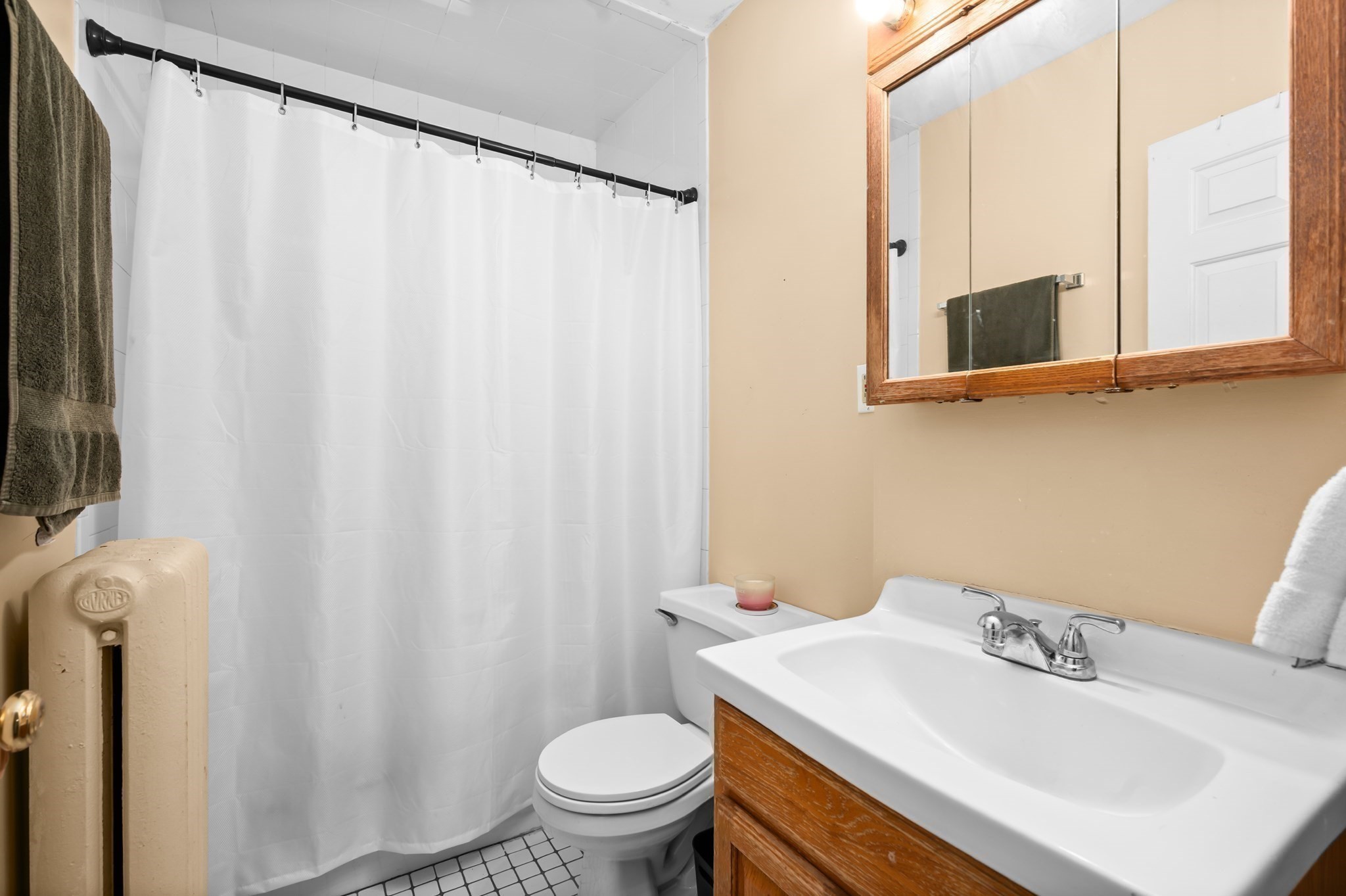 26-28 Boston Avenue Property Photo 9