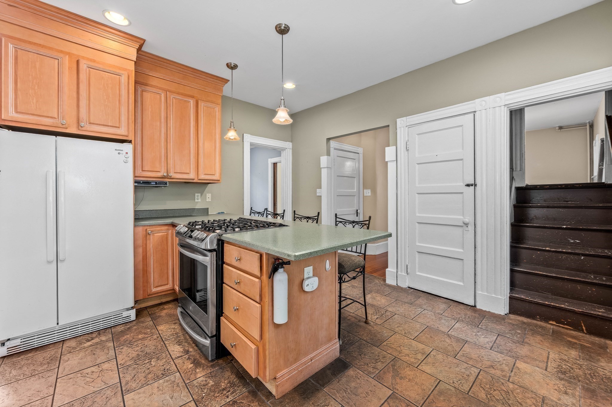 80 Oakdale Avenue Property Photo 18