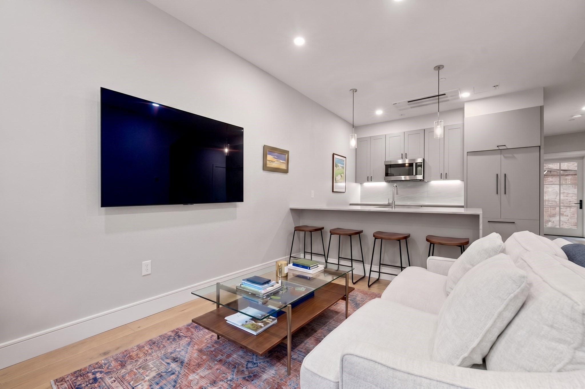 471 Hanover St # 2 Property Photo 1
