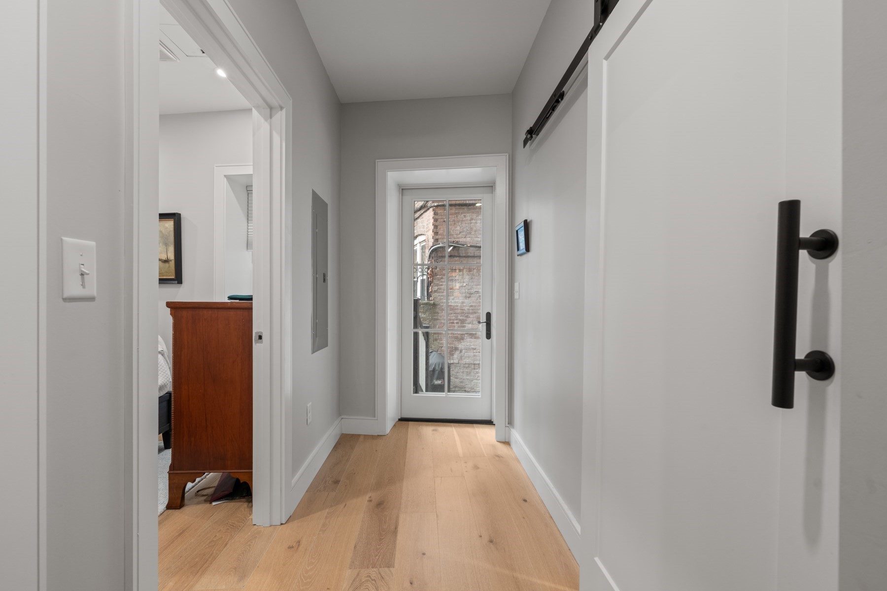 471 Hanover St # 2 Property Photo 8