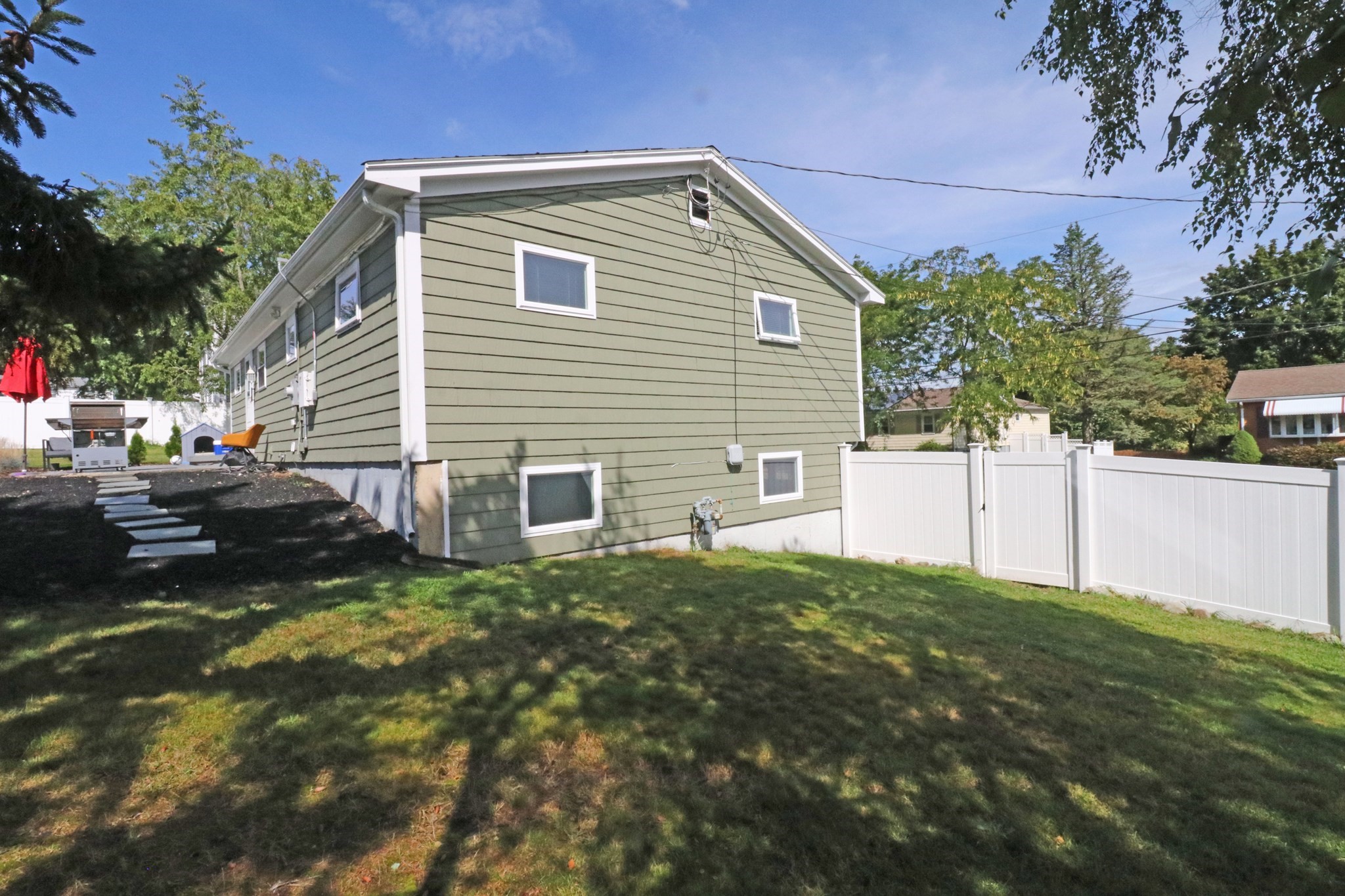 85 Forsyth Ave Property Photo 5