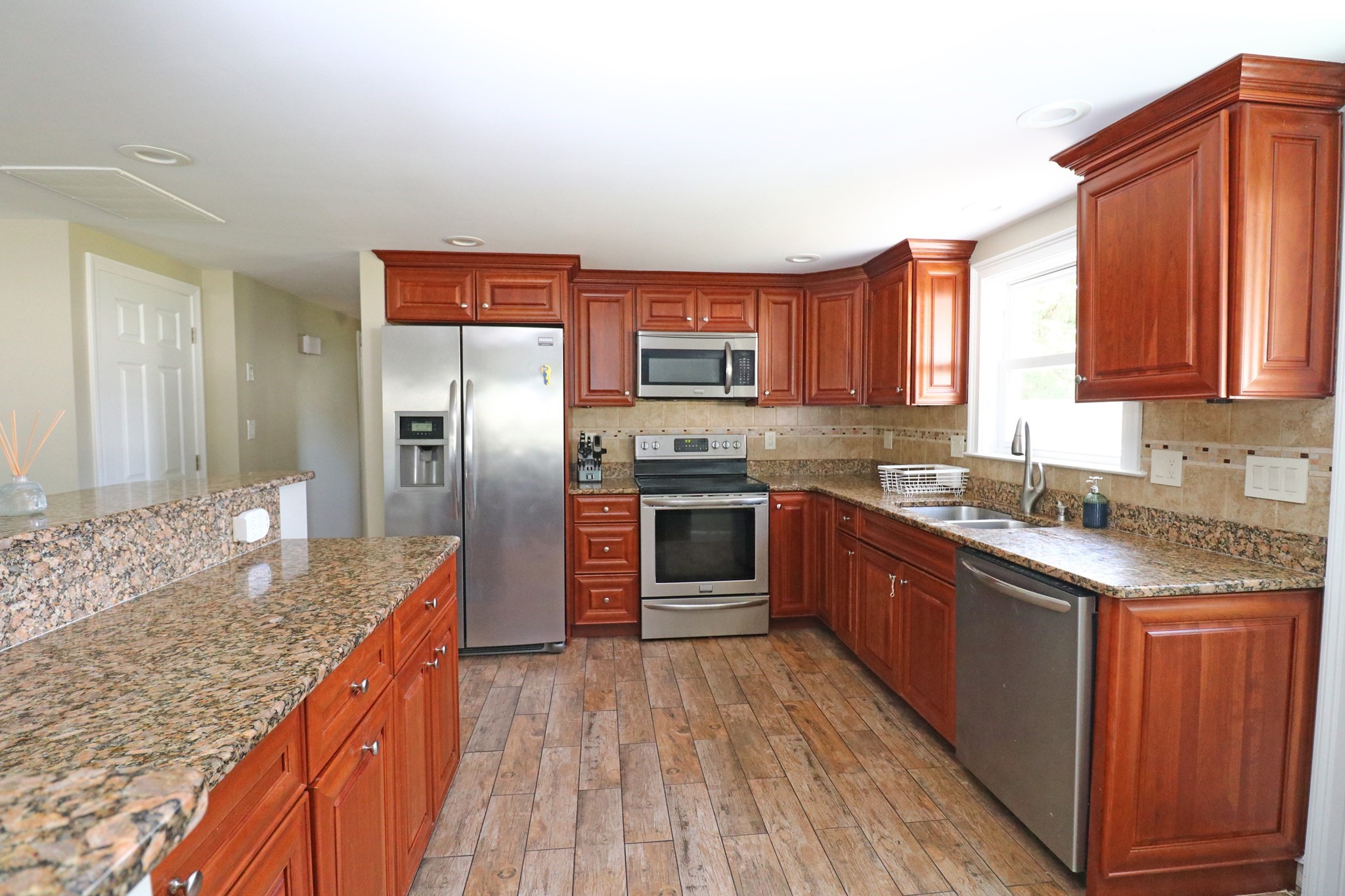 85 Forsyth Ave Property Photo 20