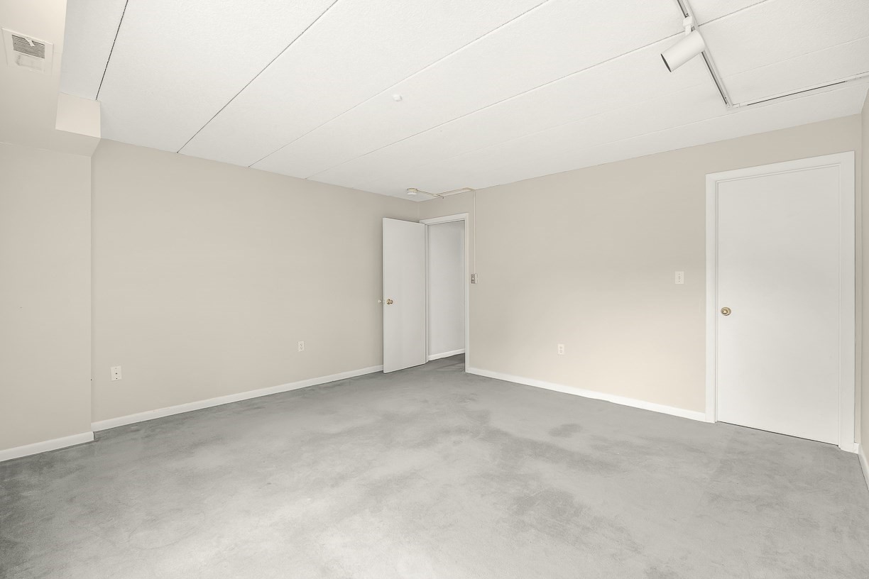 17 Healey St # 201 Property Photo 15