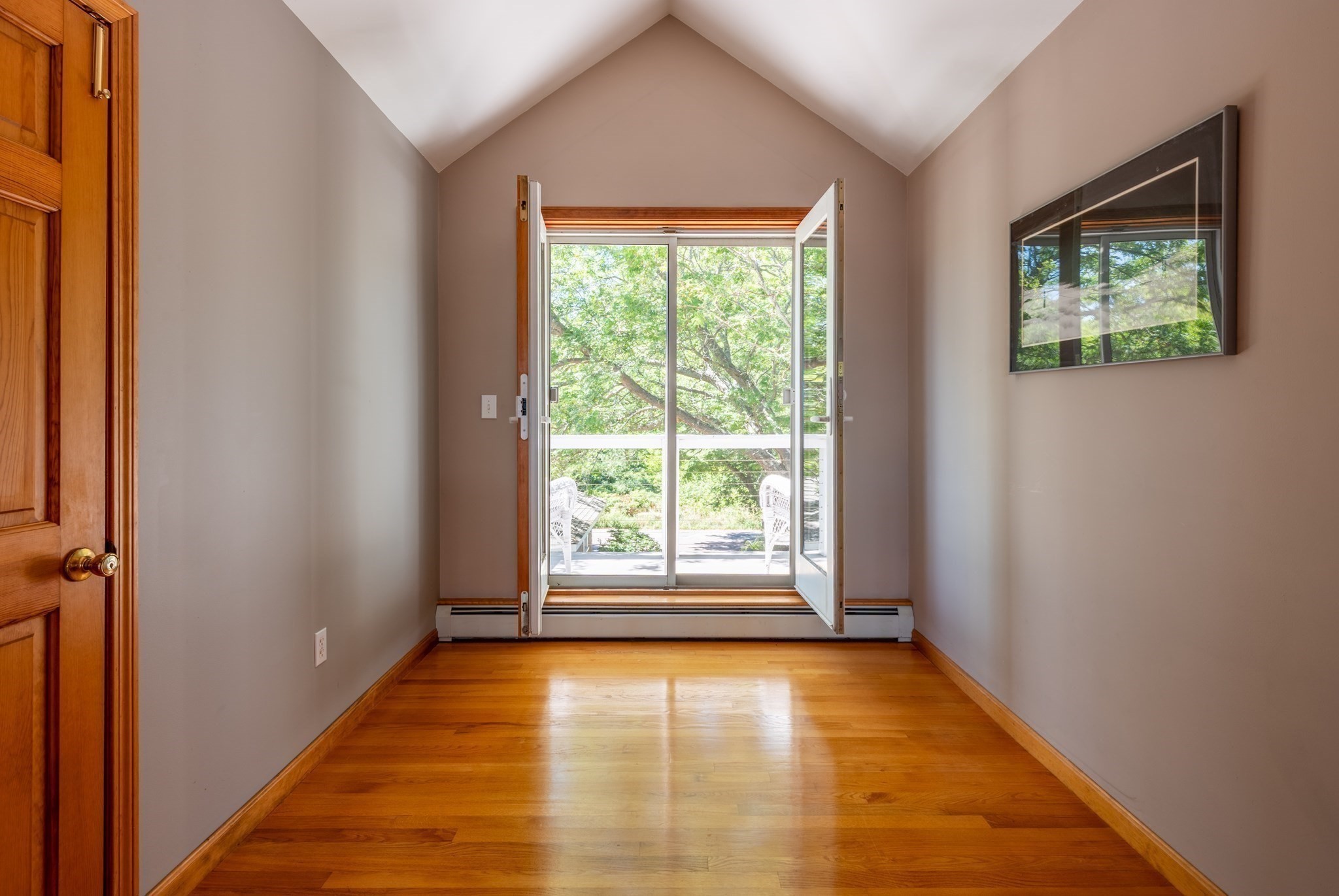 5 Point De Chene Avenue Property Photo 21