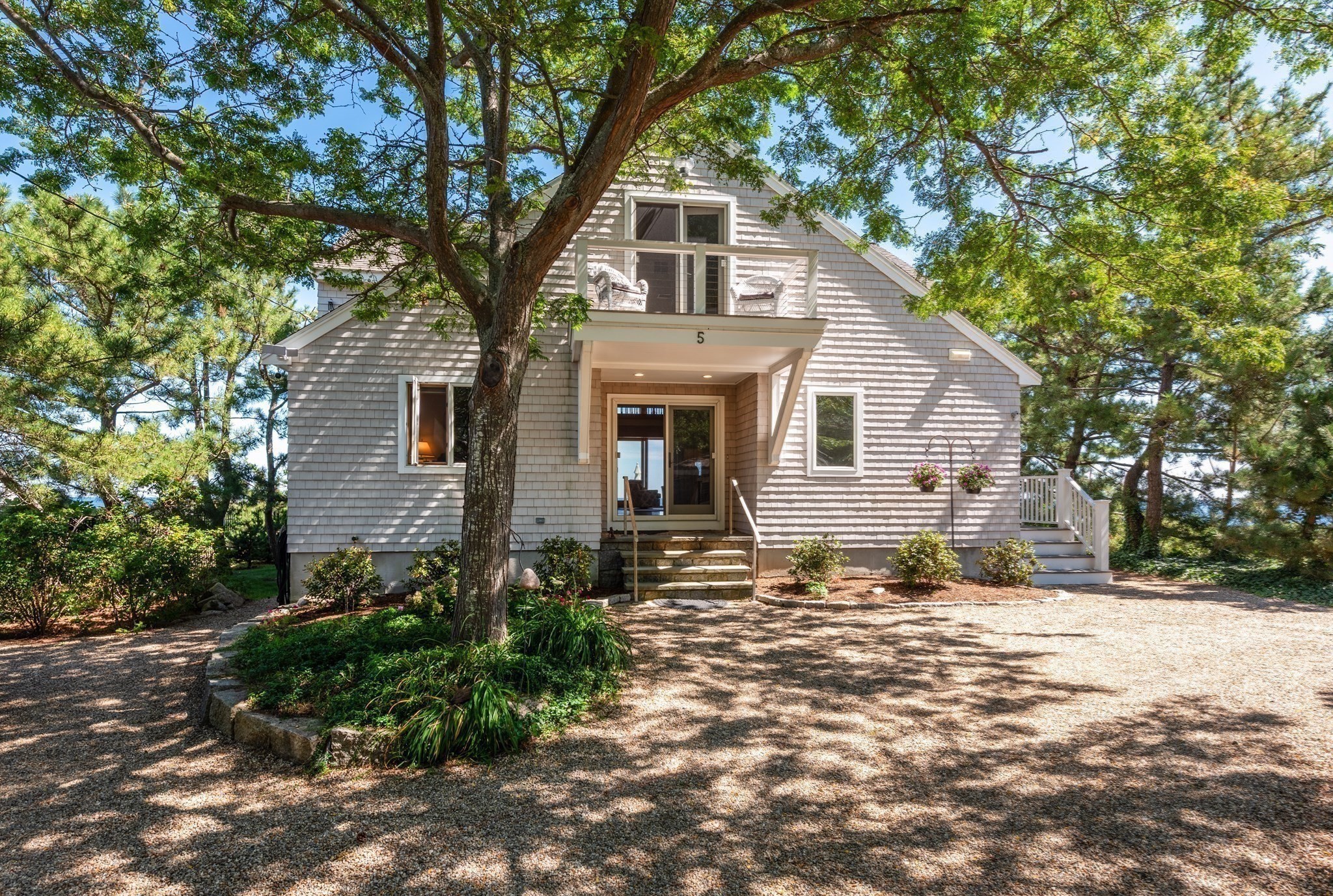 5 Point De Chene Avenue Property Photo 31