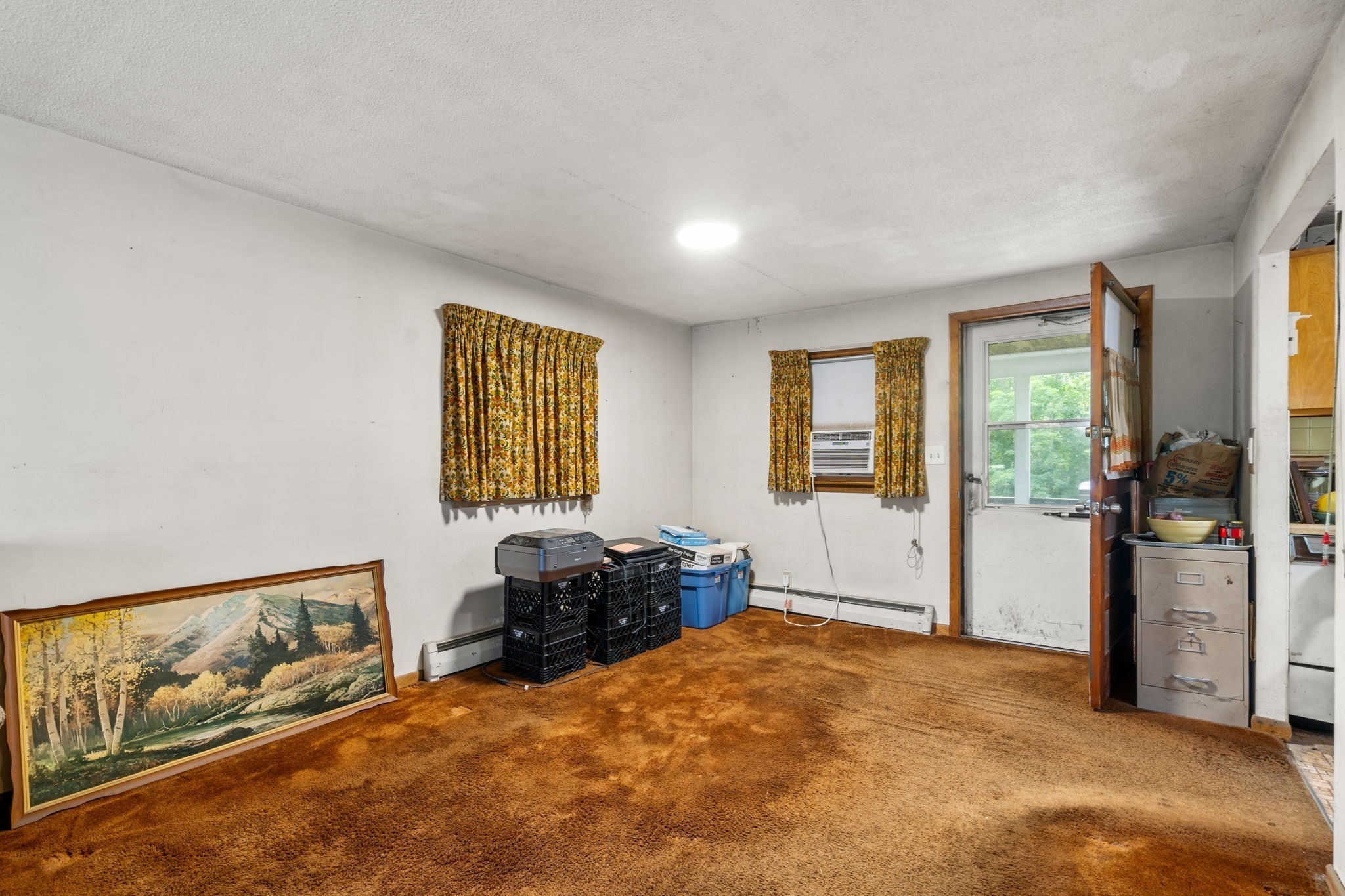 10 Everett St Property Photo 11