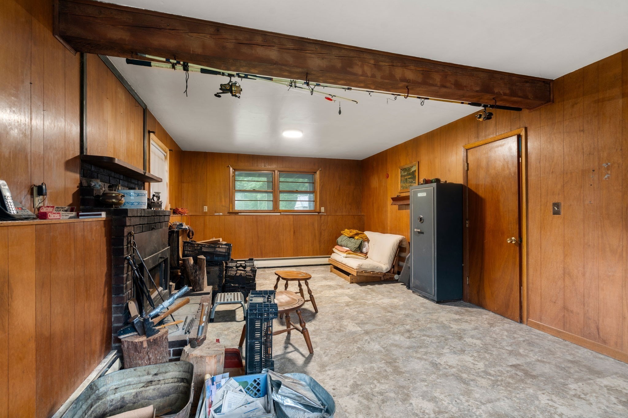 10 Everett St Property Photo 23