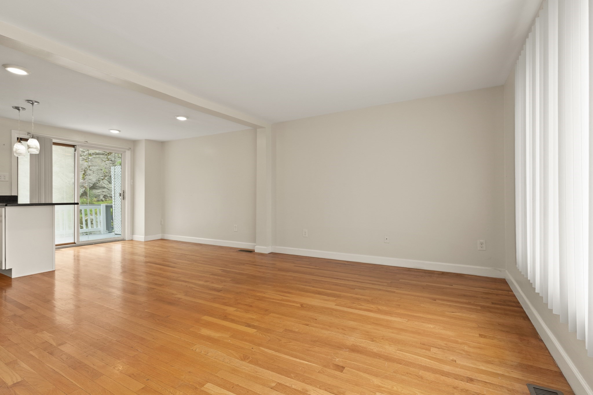 773 Boston St # 773 Property Photo 5