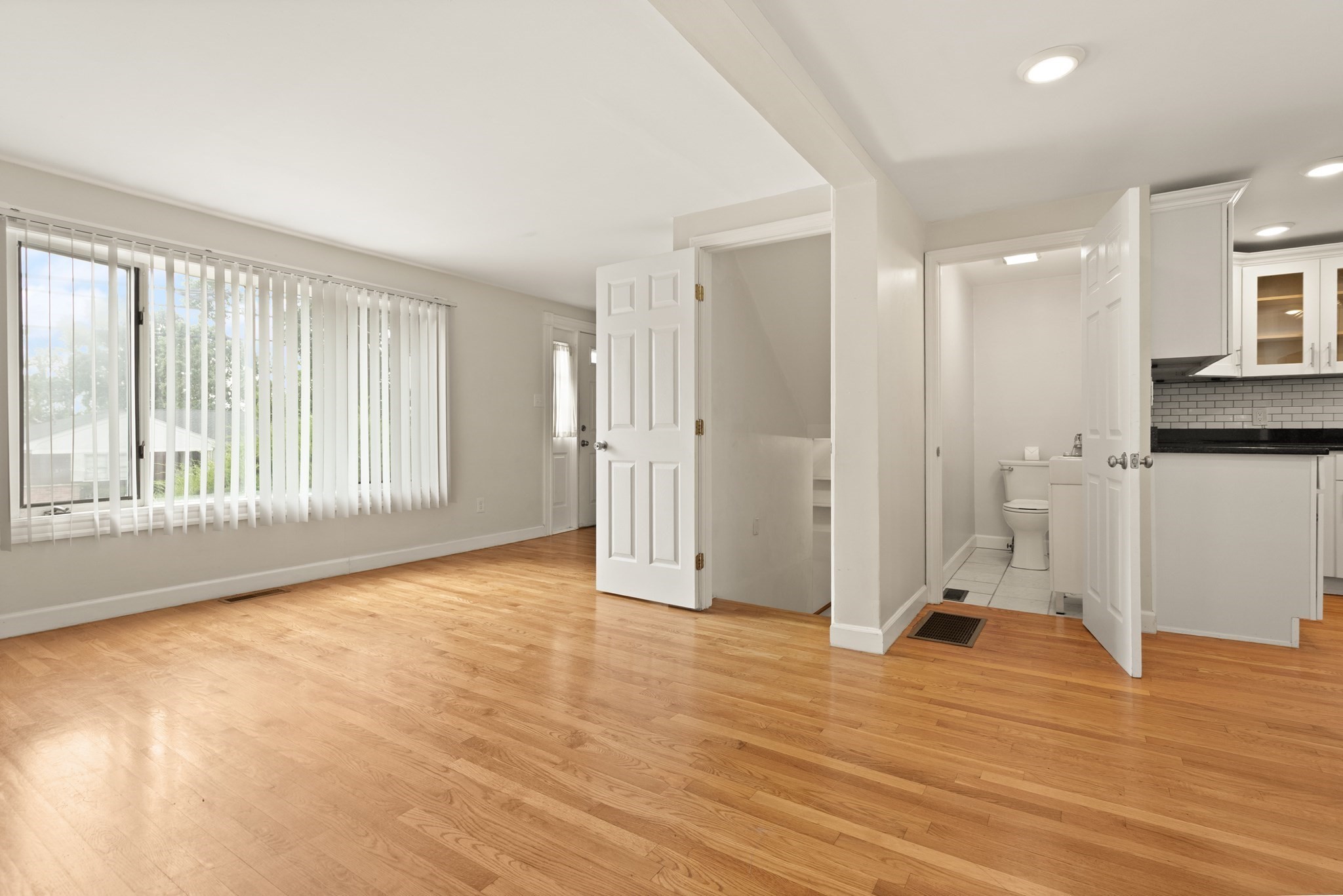 773 Boston St # 773 Property Photo 8