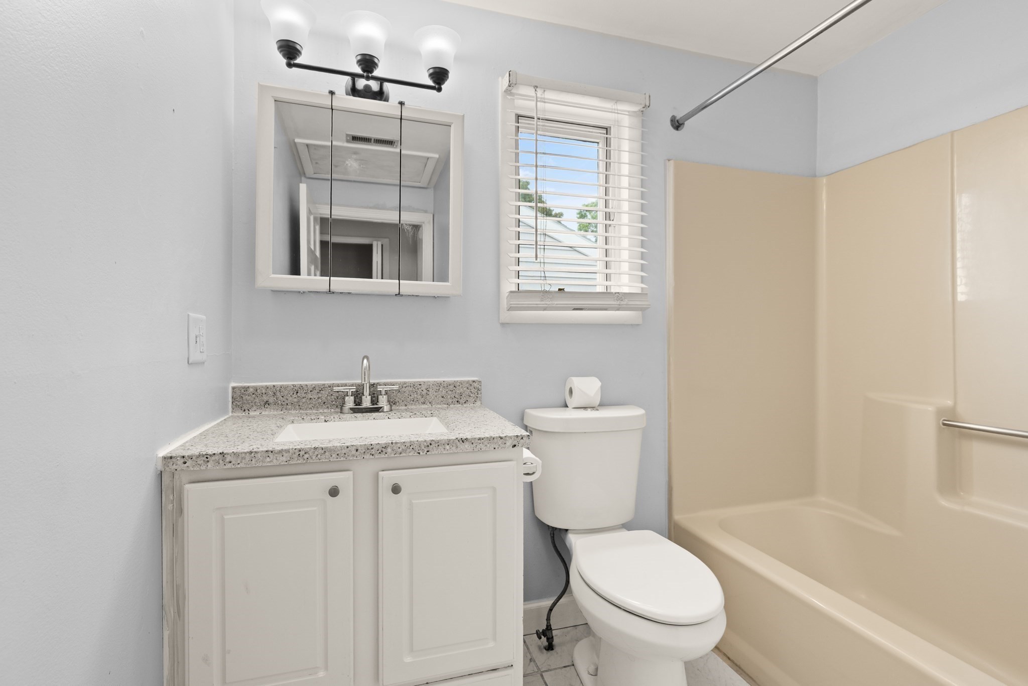 773 Boston St # 773 Property Photo 17
