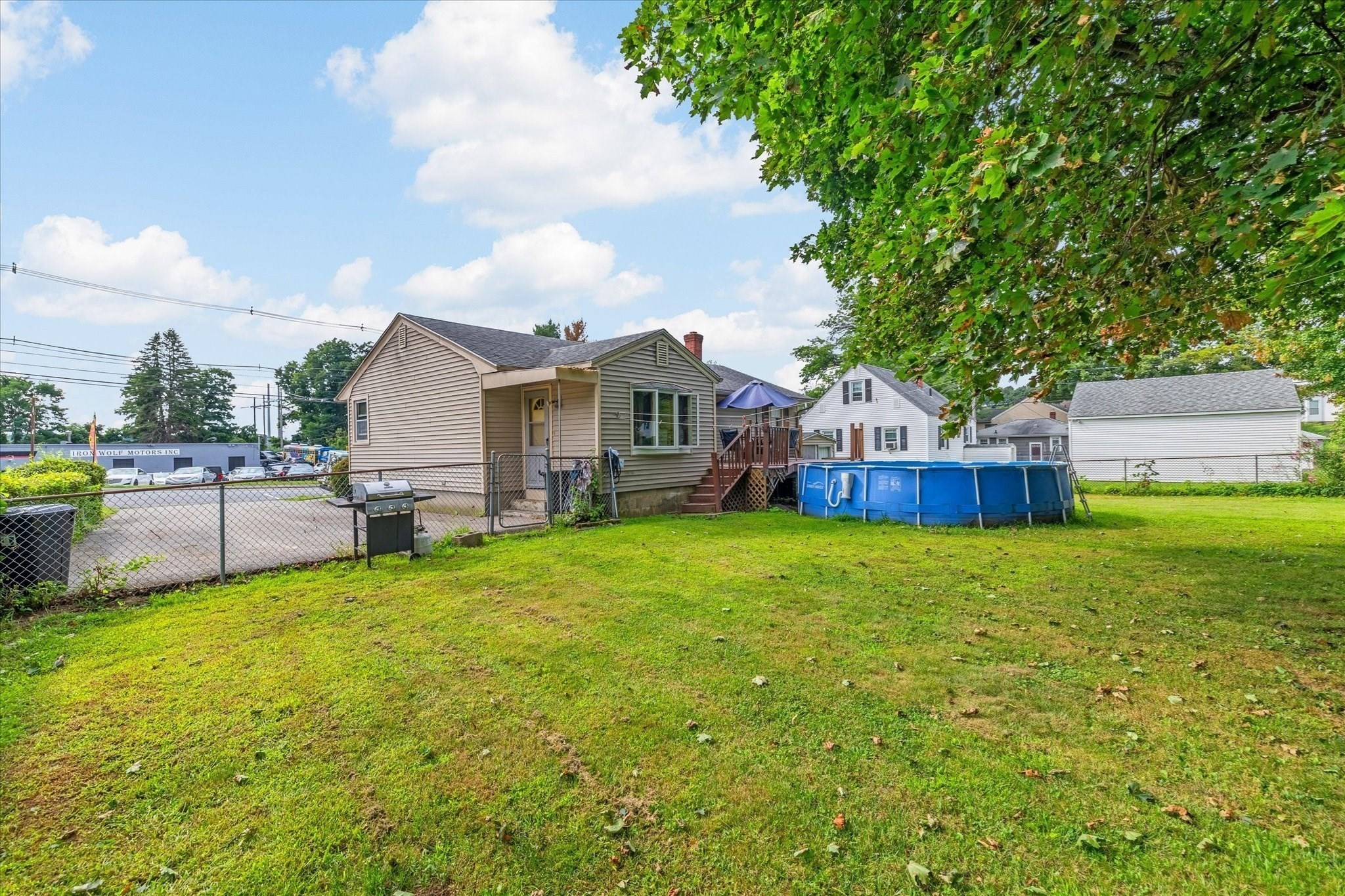 210 Stafford Street Property Photo 5