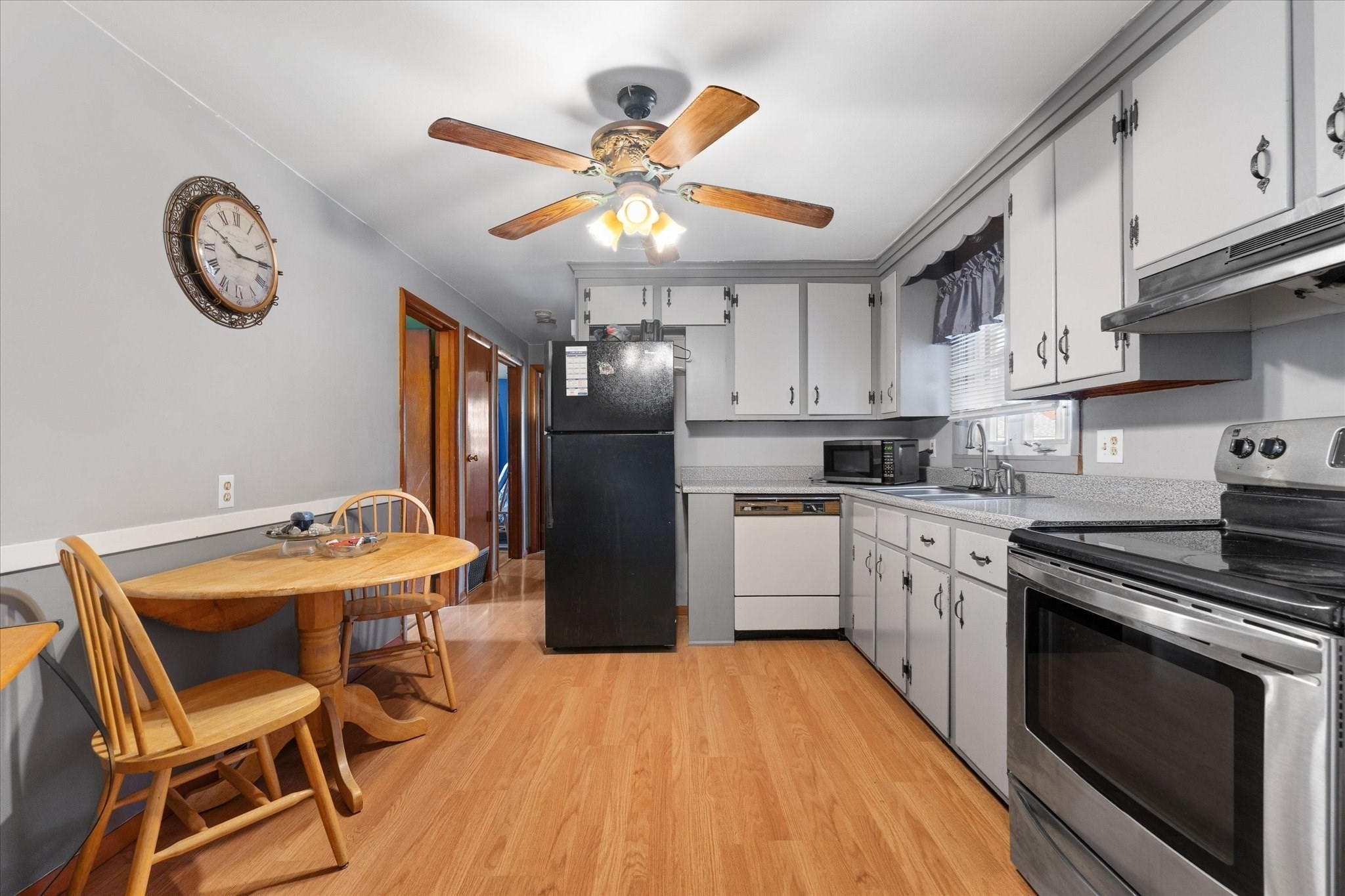 210 Stafford Street Property Photo 12