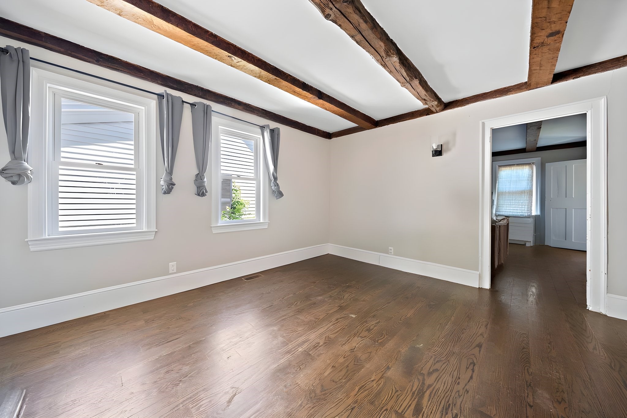 139 Washington Street Property Photo 12