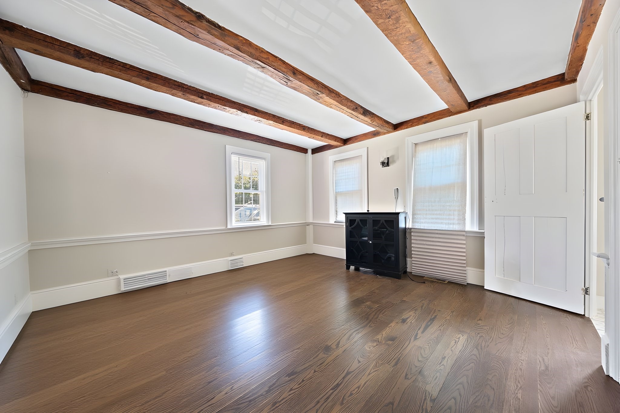 139 Washington Street Property Photo 14