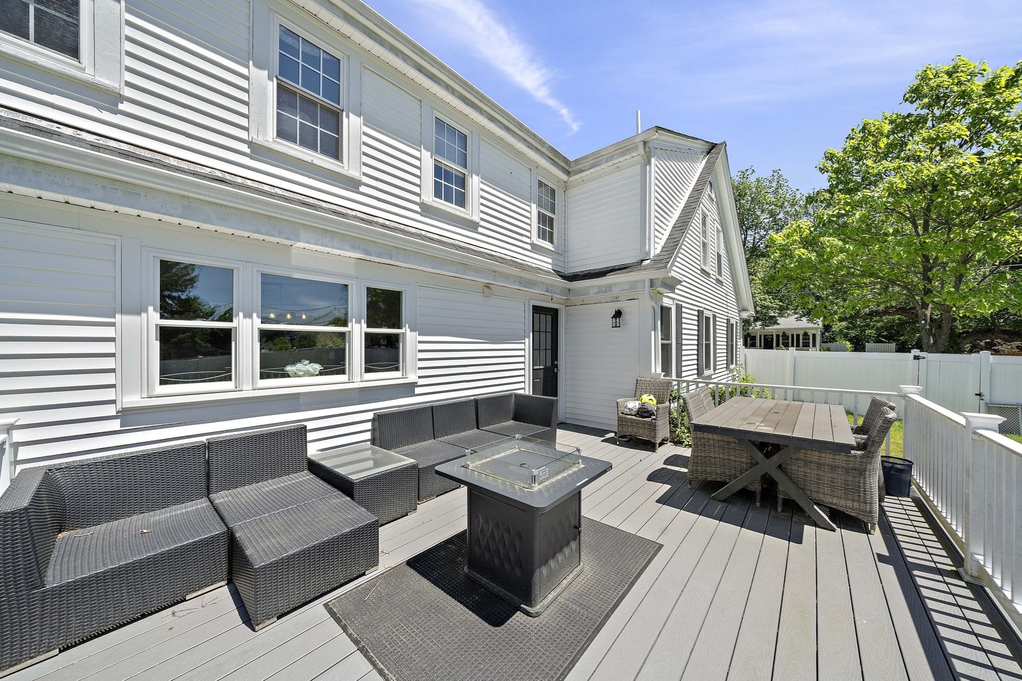 139 Washington Street Property Photo 26