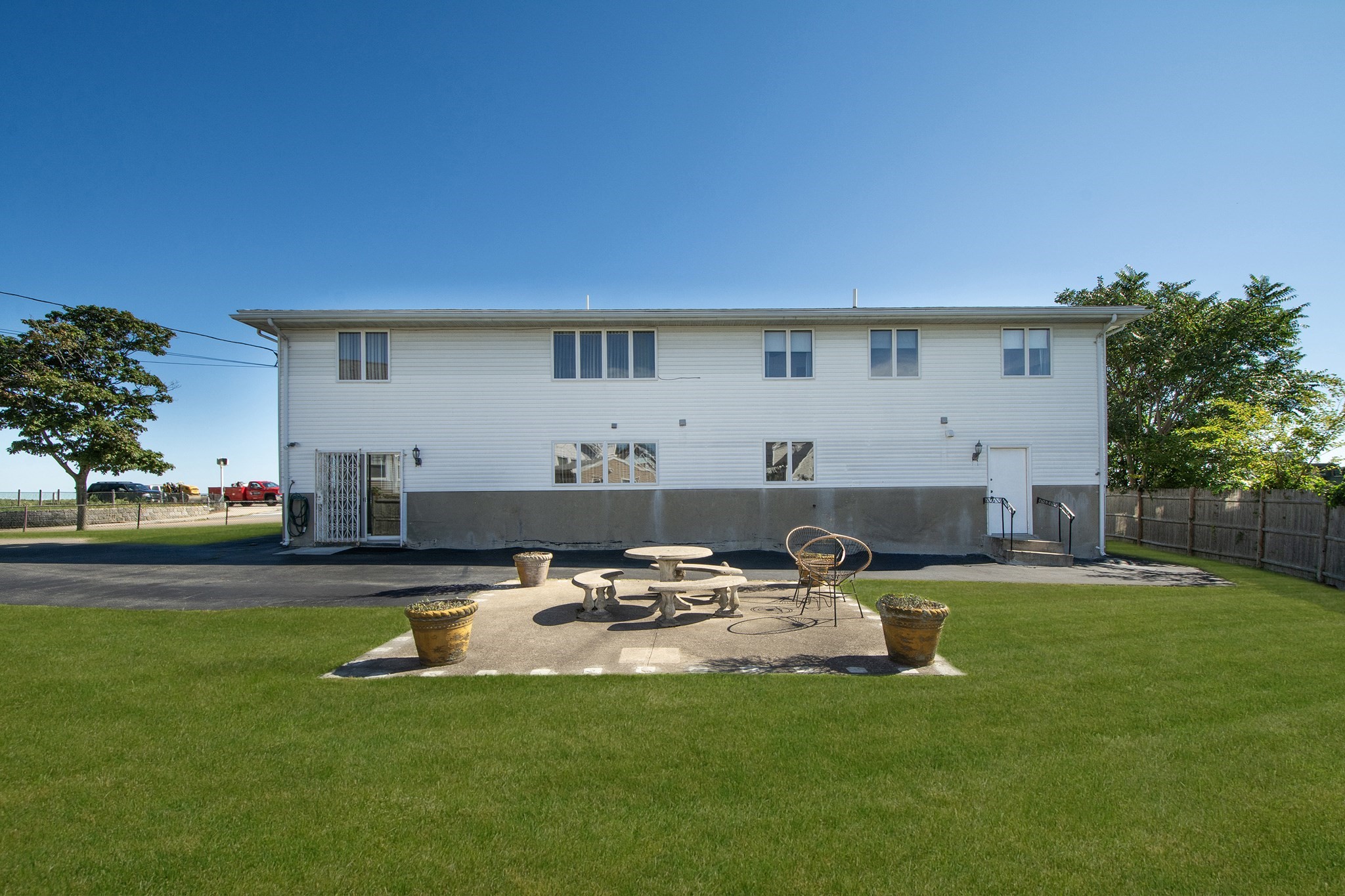 531 Quincy Shore Drive Property Photo 7