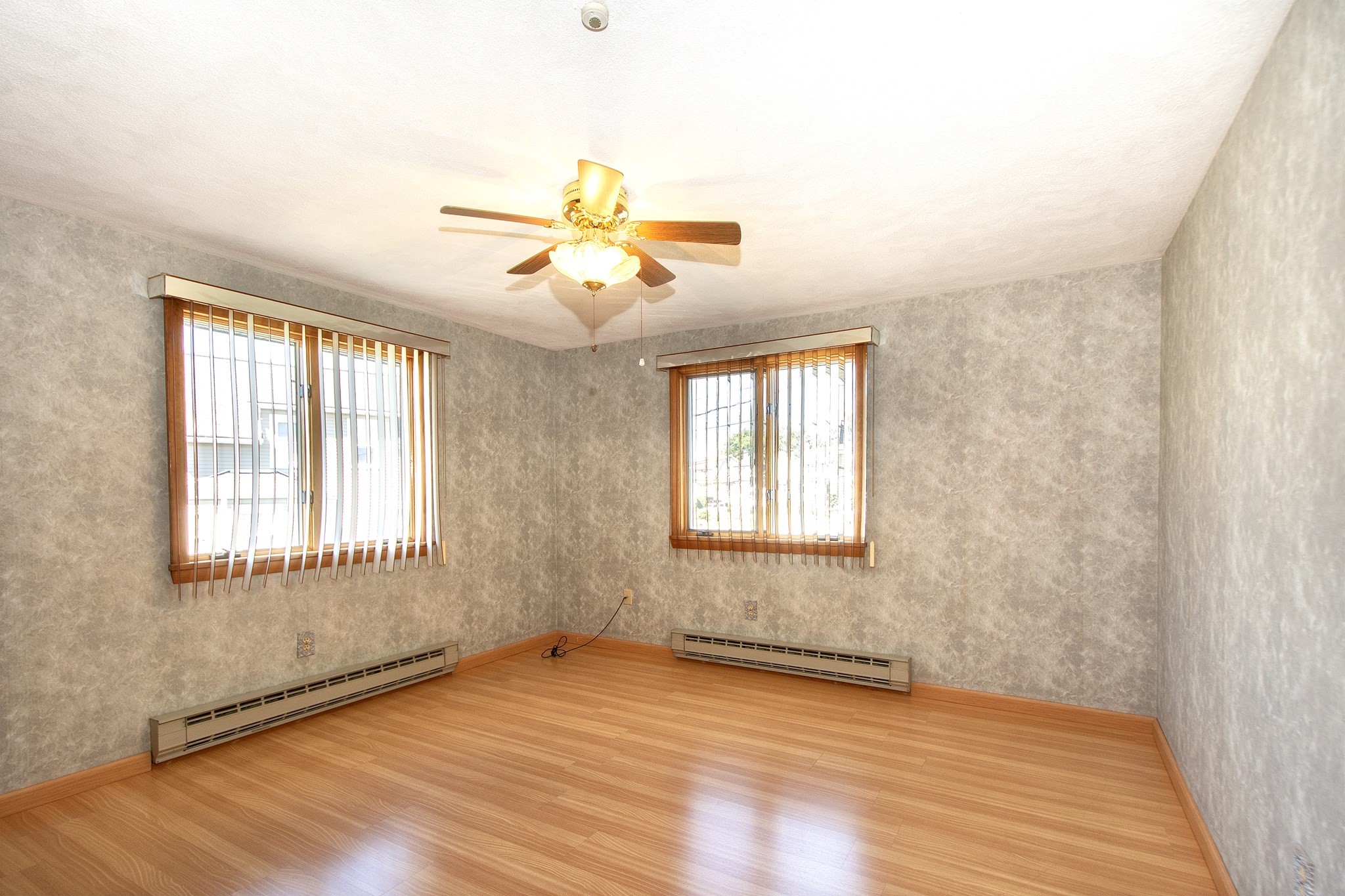 531 Quincy Shore Drive Property Photo 18