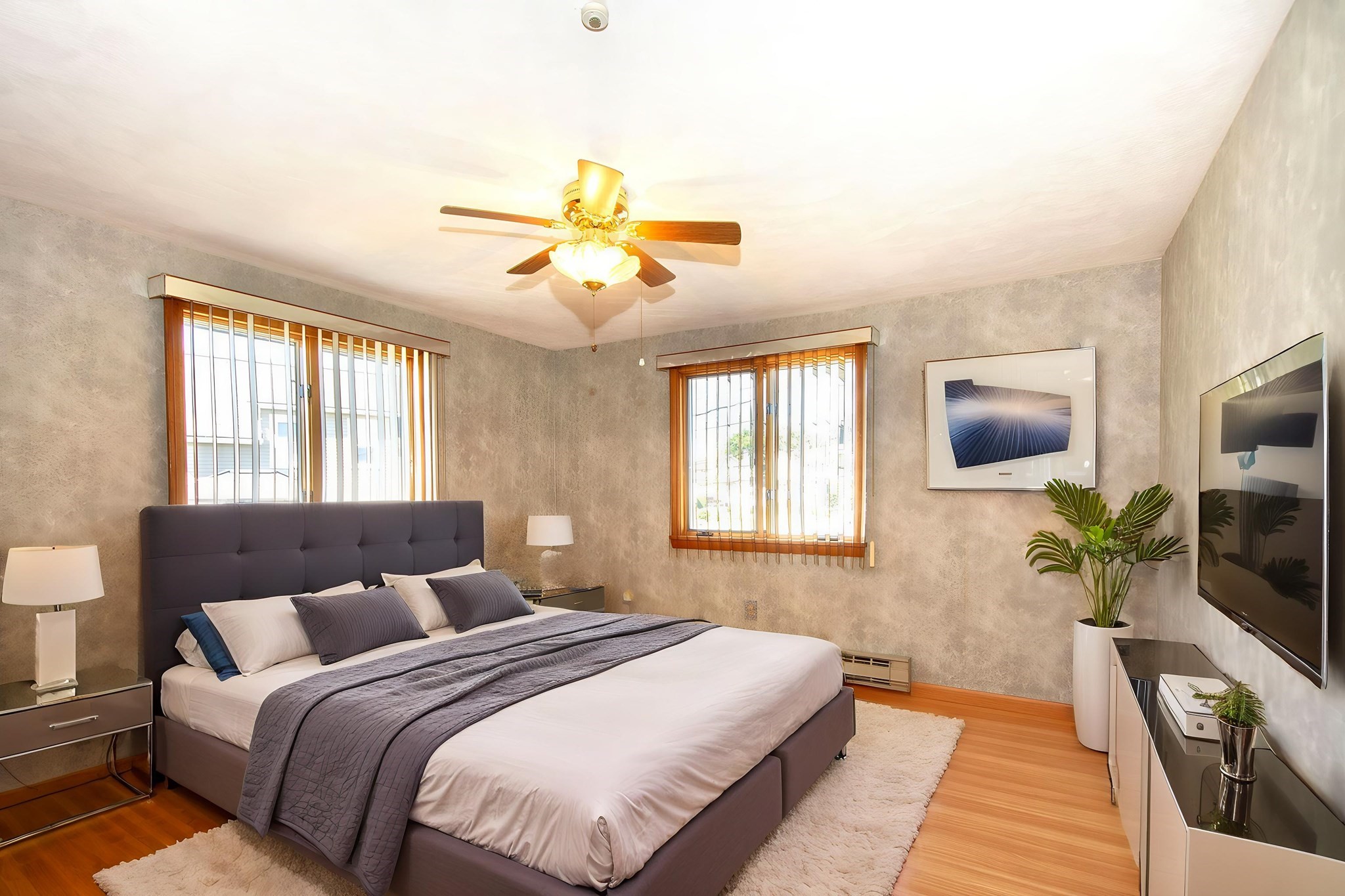531 Quincy Shore Drive Property Photo 19
