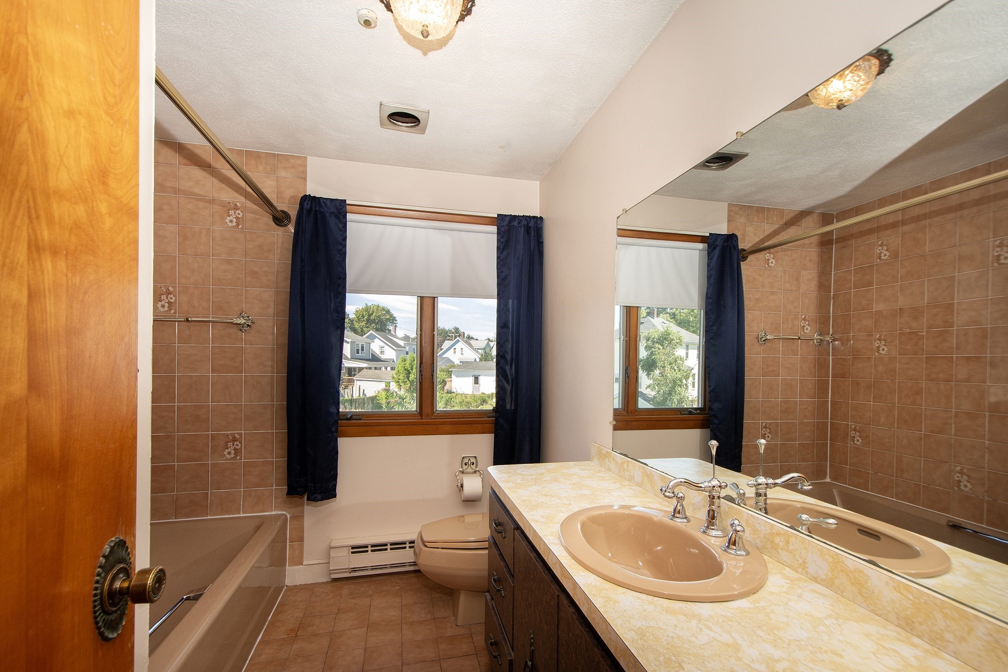 531 Quincy Shore Drive Property Photo 40