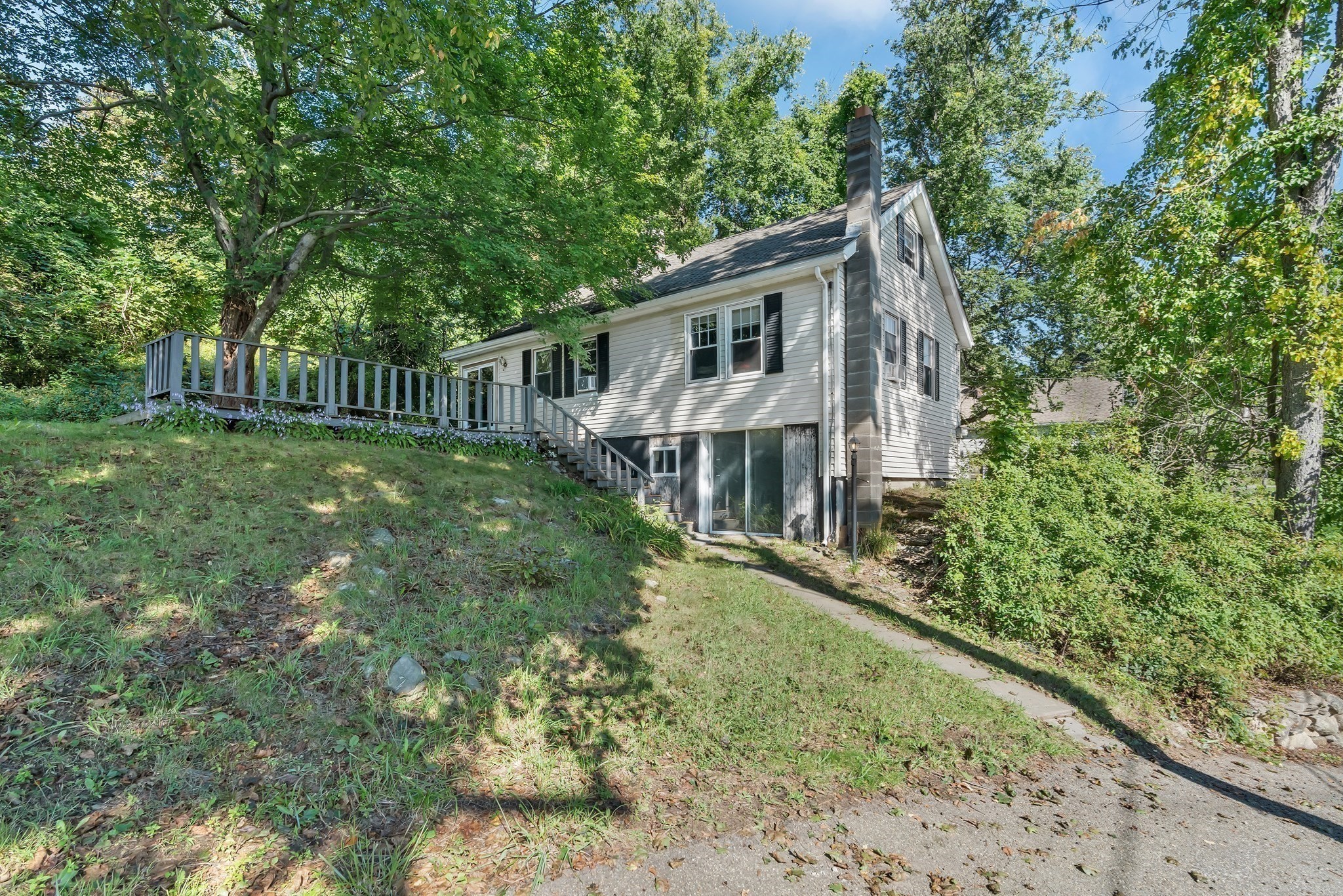 12 South Street Property Photo 7