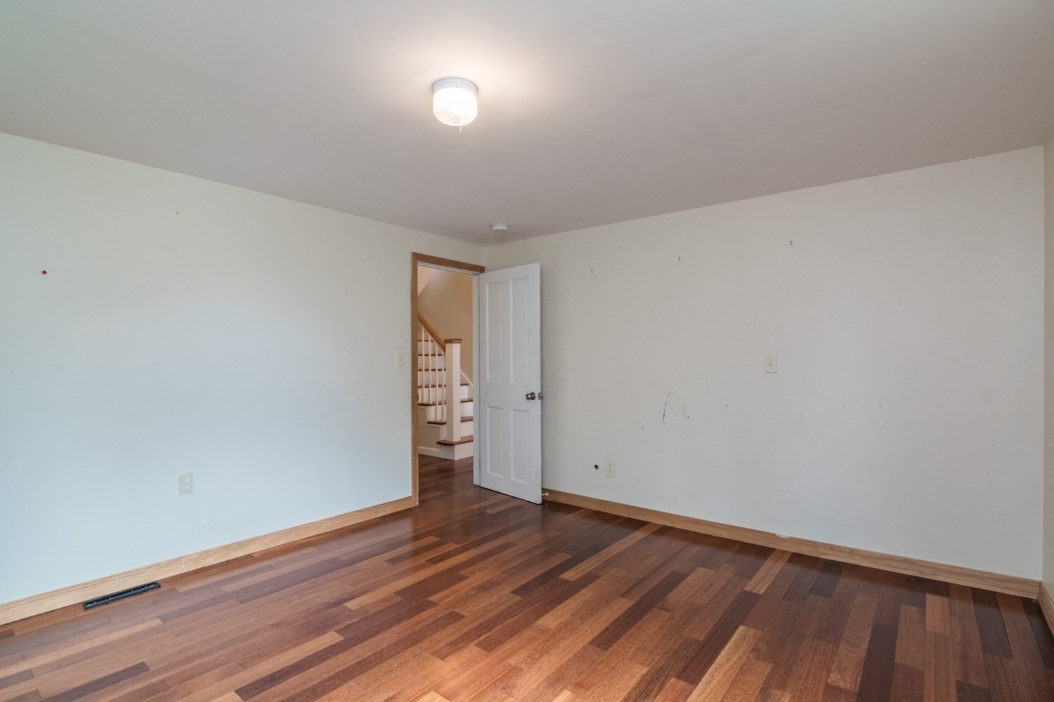 92 South St Property Photo 15
