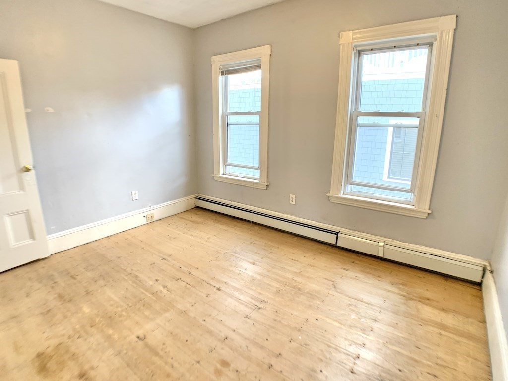 194 Boylston St Property Photo 8