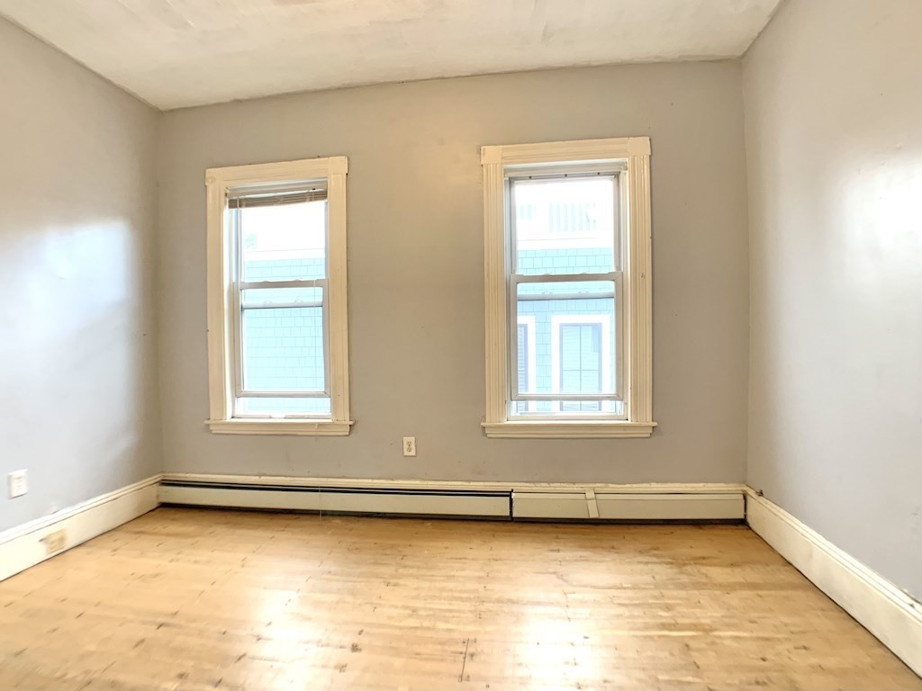 194 Boylston St Property Photo 11