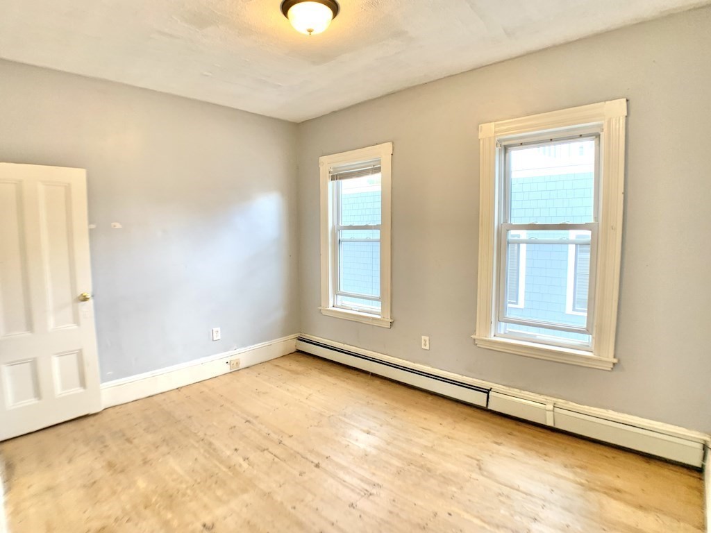 194 Boylston St Property Photo 14