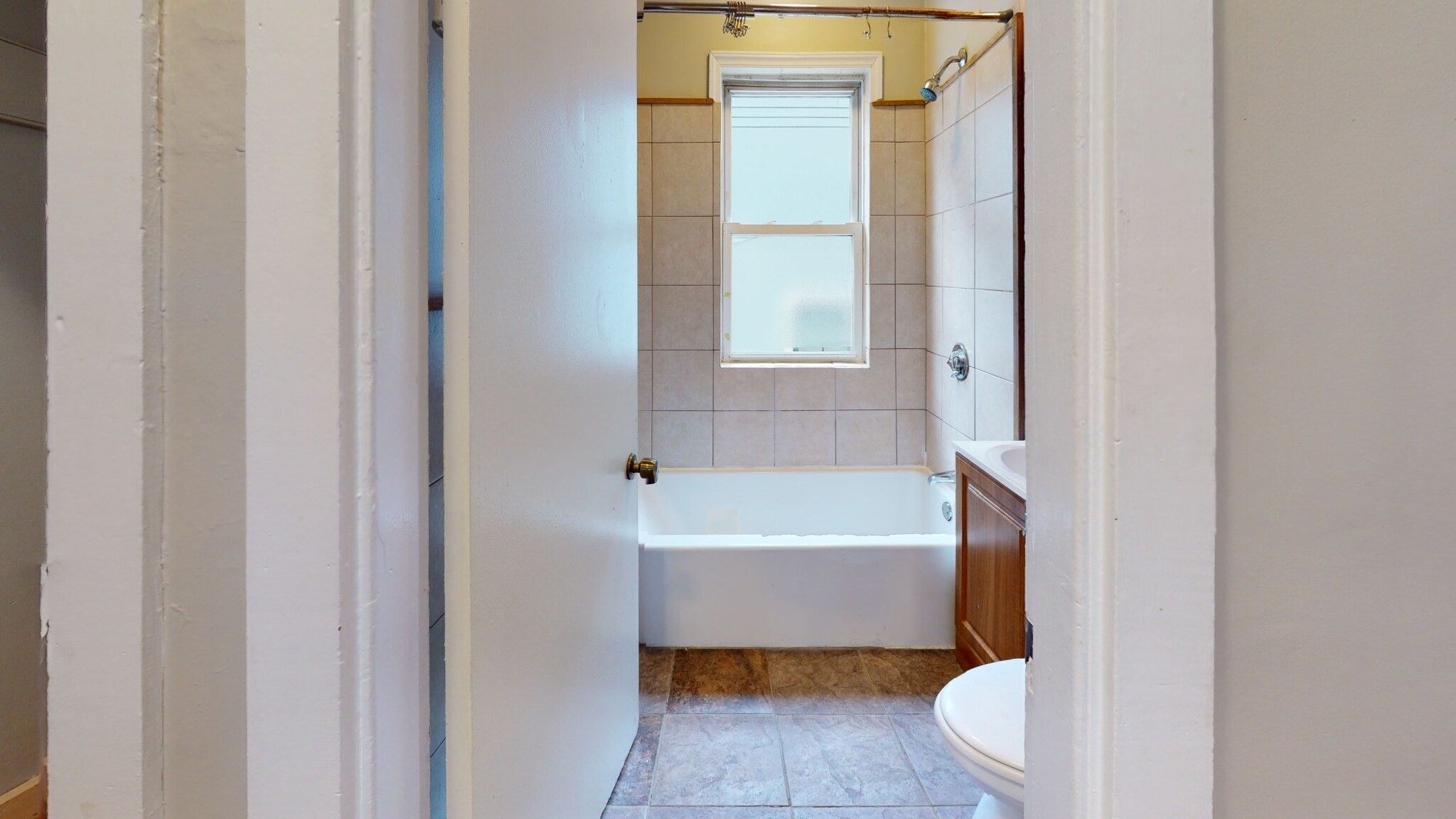 194 Boylston St Property Photo 24