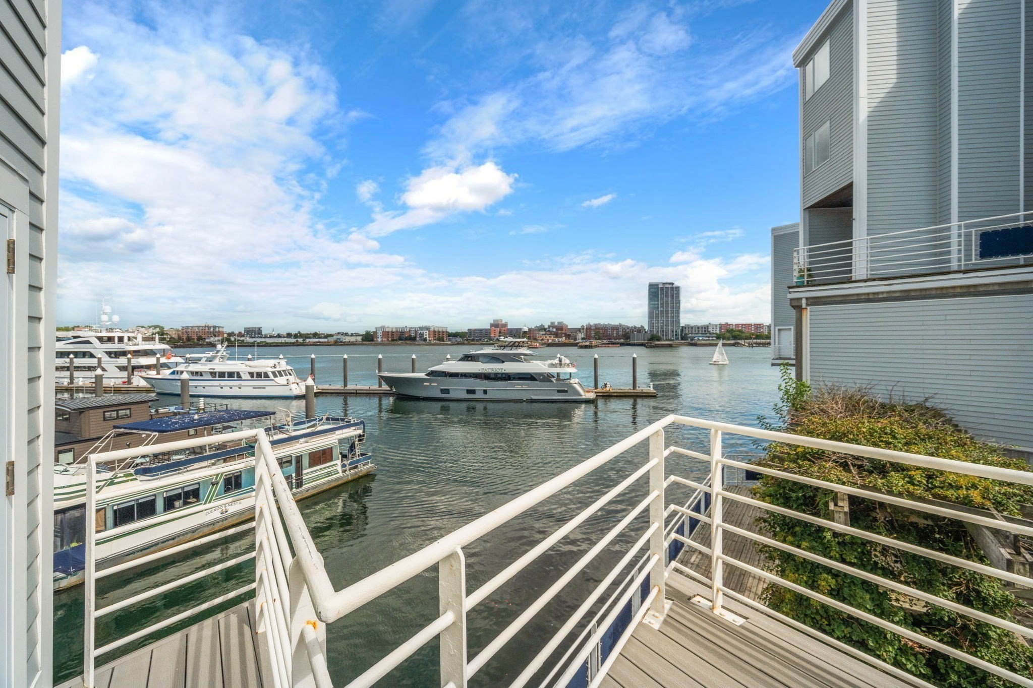 31 Constellation Wharf # 31 Property Photo 20