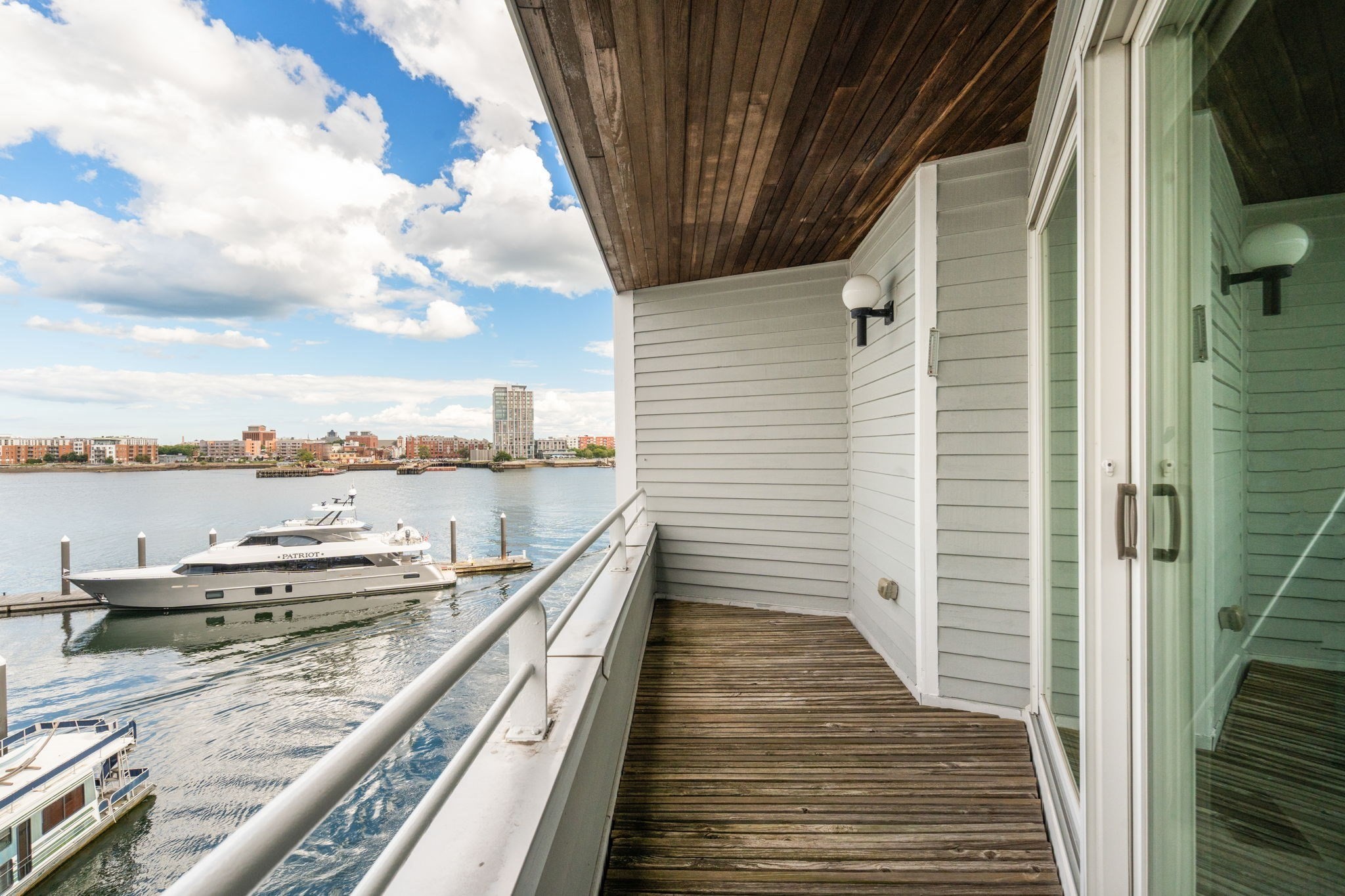 31 Constellation Wharf # 31 Property Photo 26