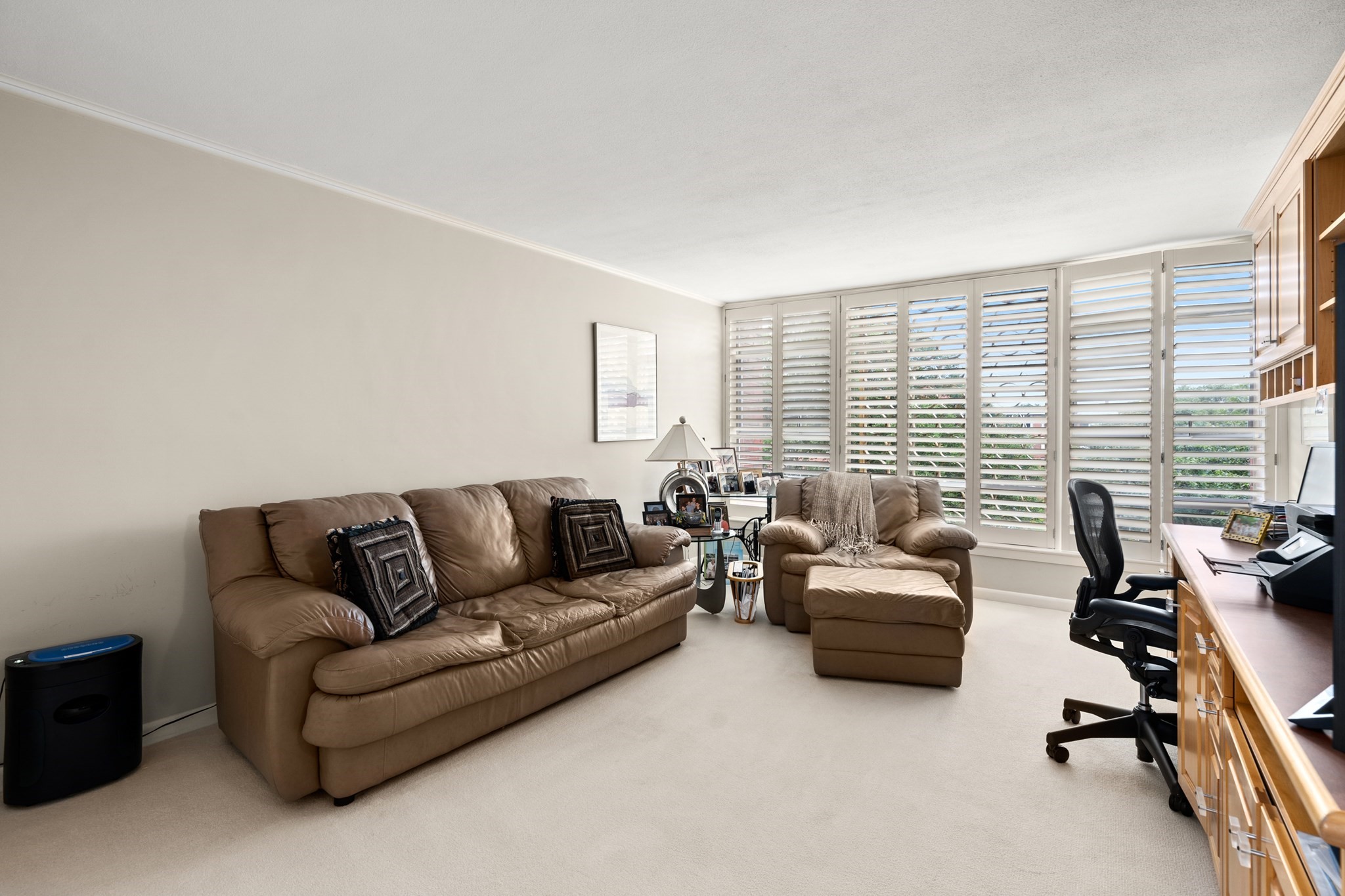20 Hammond Pond Pkwy # 504 Property Photo 13