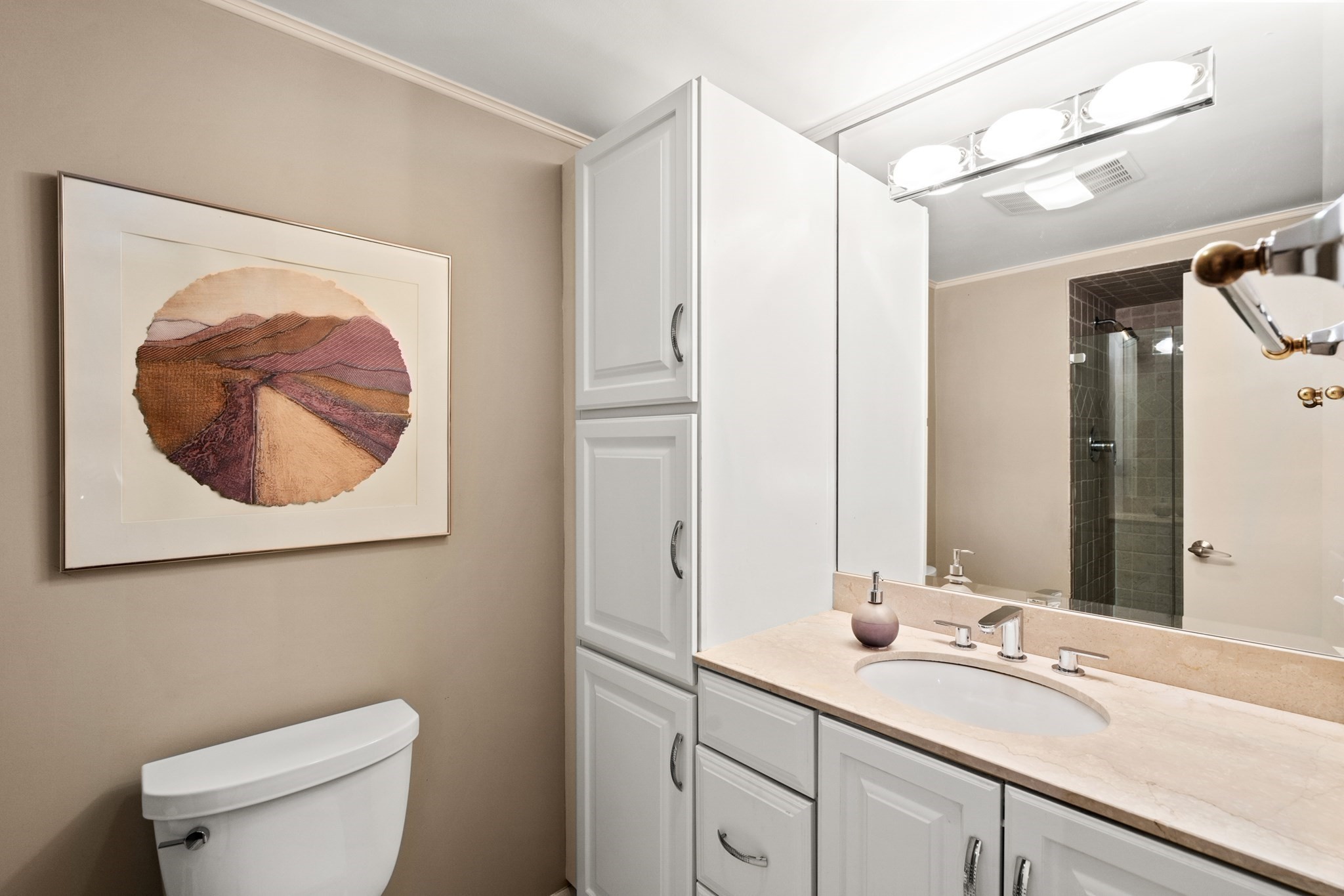 20 Hammond Pond Pkwy # 504 Property Photo 15