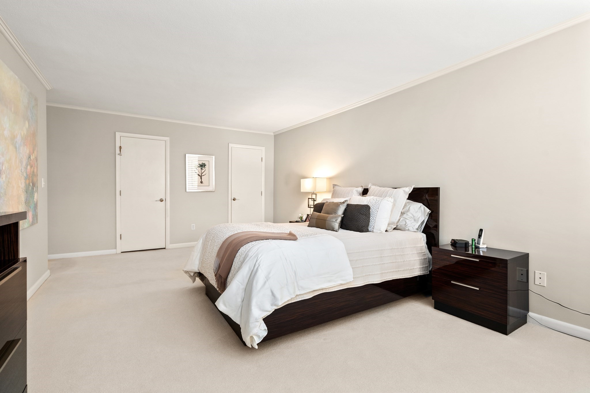 20 Hammond Pond Pkwy # 504 Property Photo 17