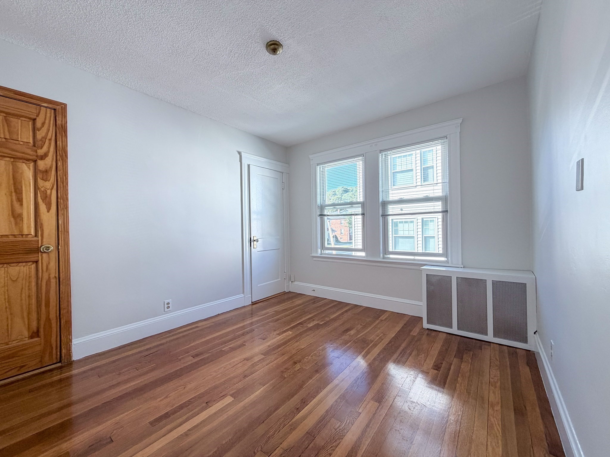 159 Forest # R Property Photo 9