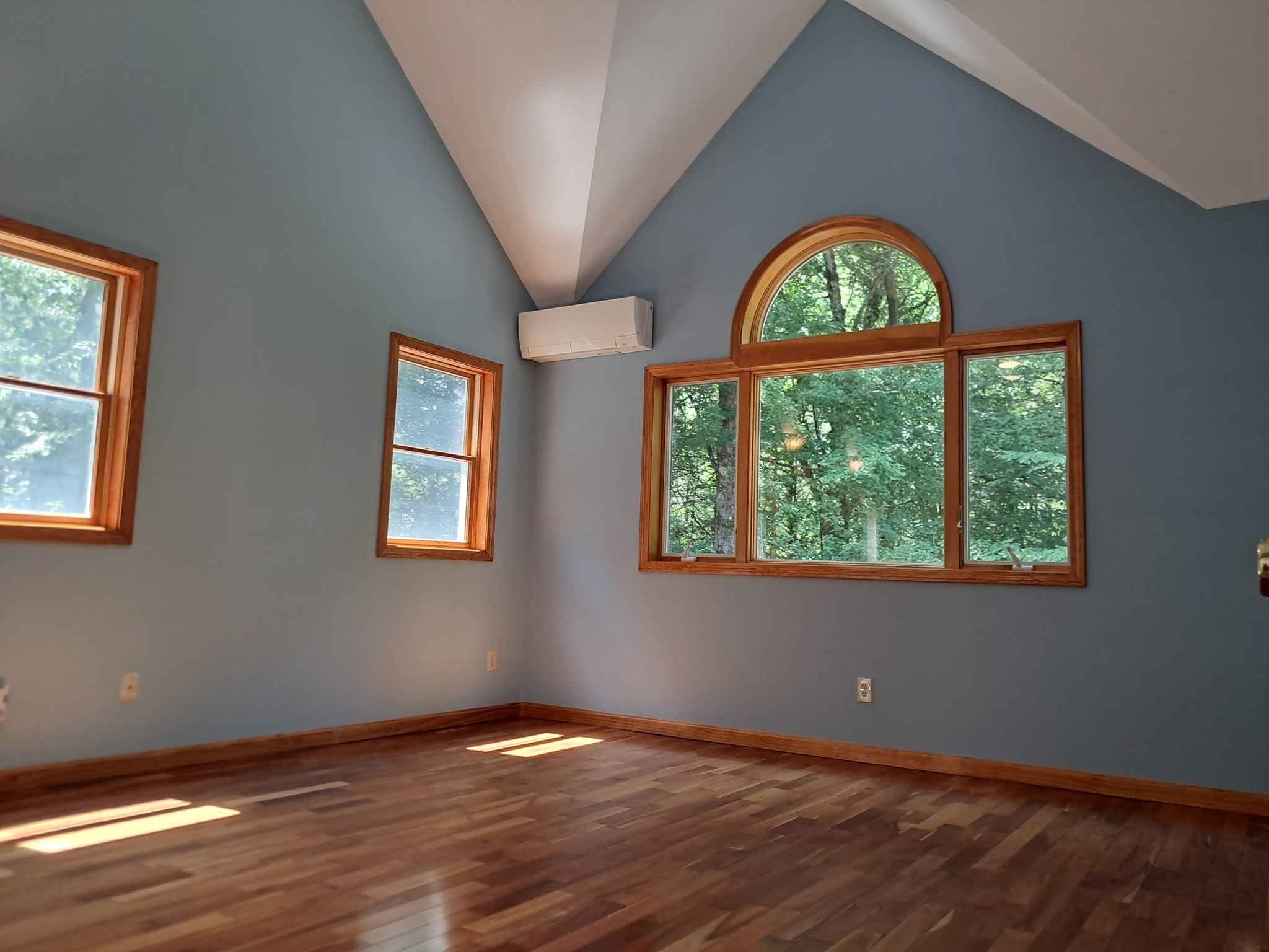55 Howard St Property Photo 22